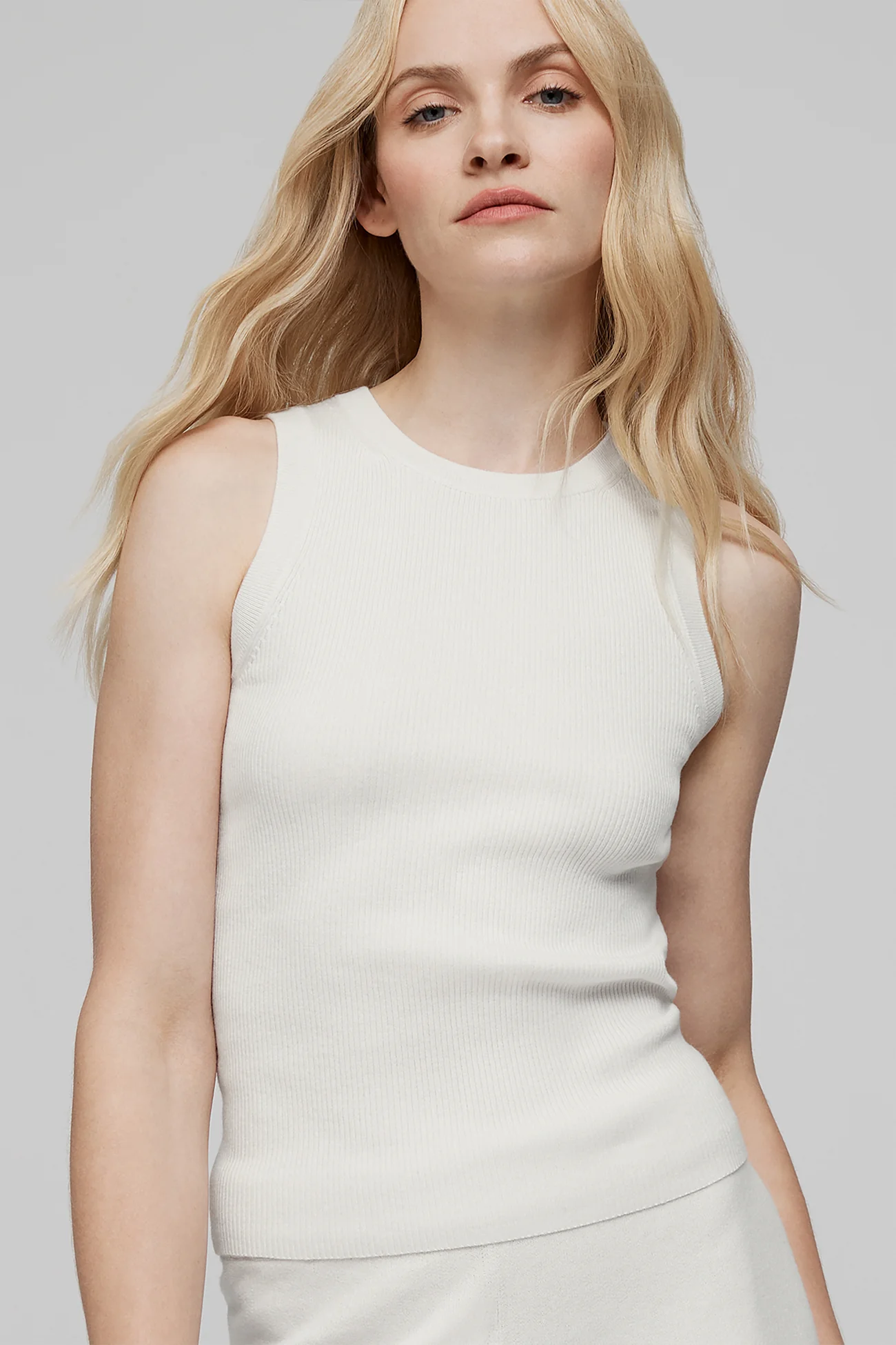 ALESSIA CREWNECK TANK - Image 30