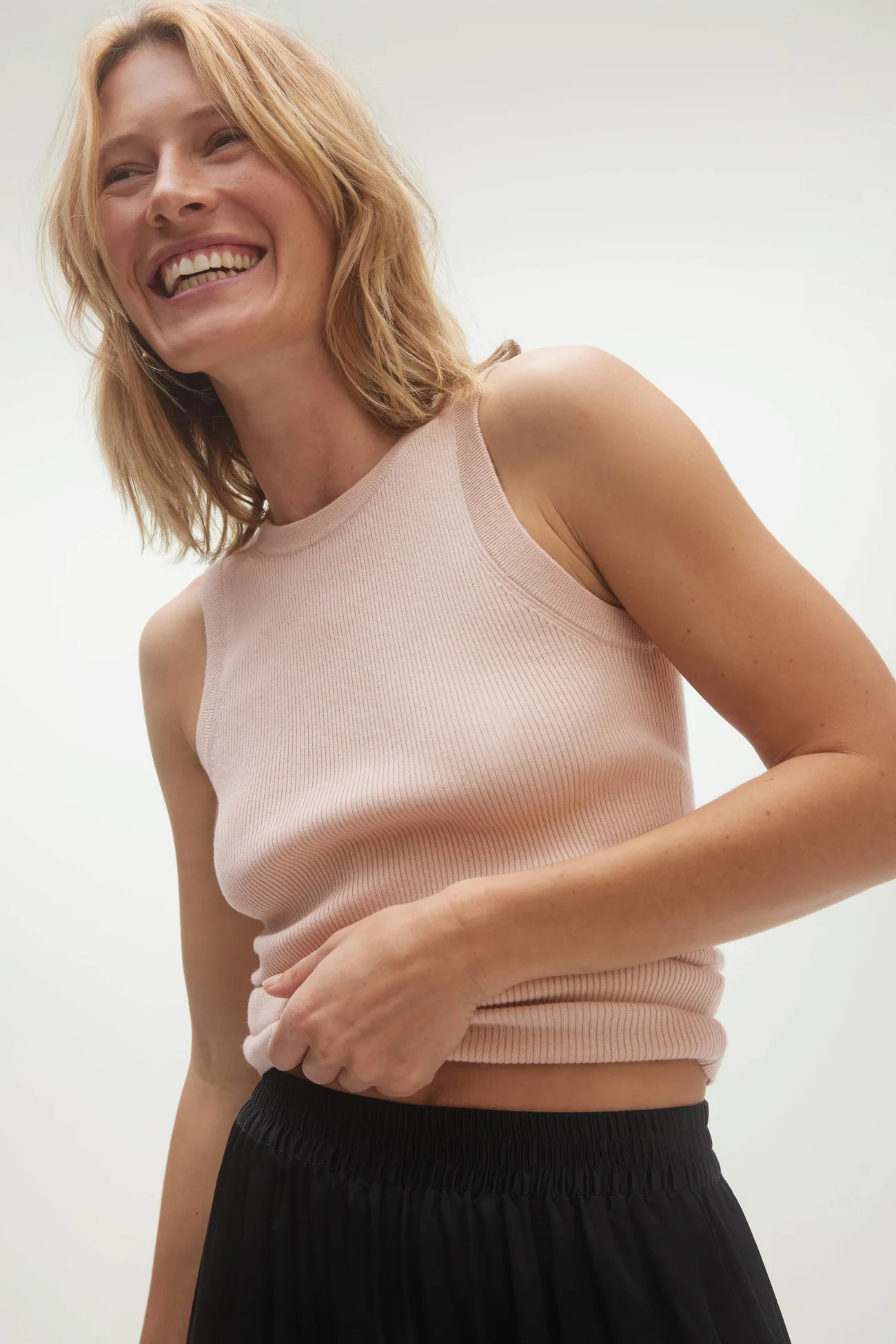 ALESSIA CREWNECK TANK - Image 40