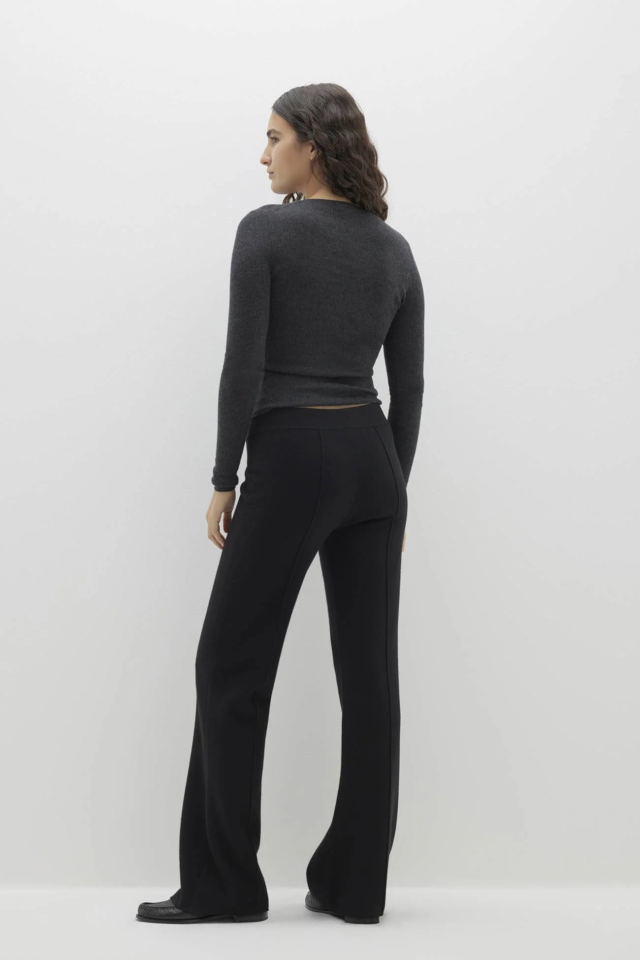 AMBER CASHMERE CREWNECK - Image 8