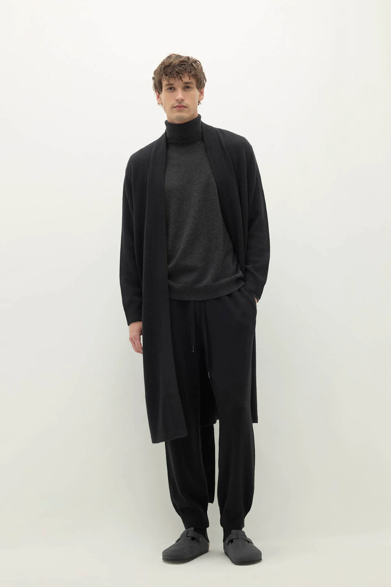 ANGUS CASHMERE ROBE - Image 11