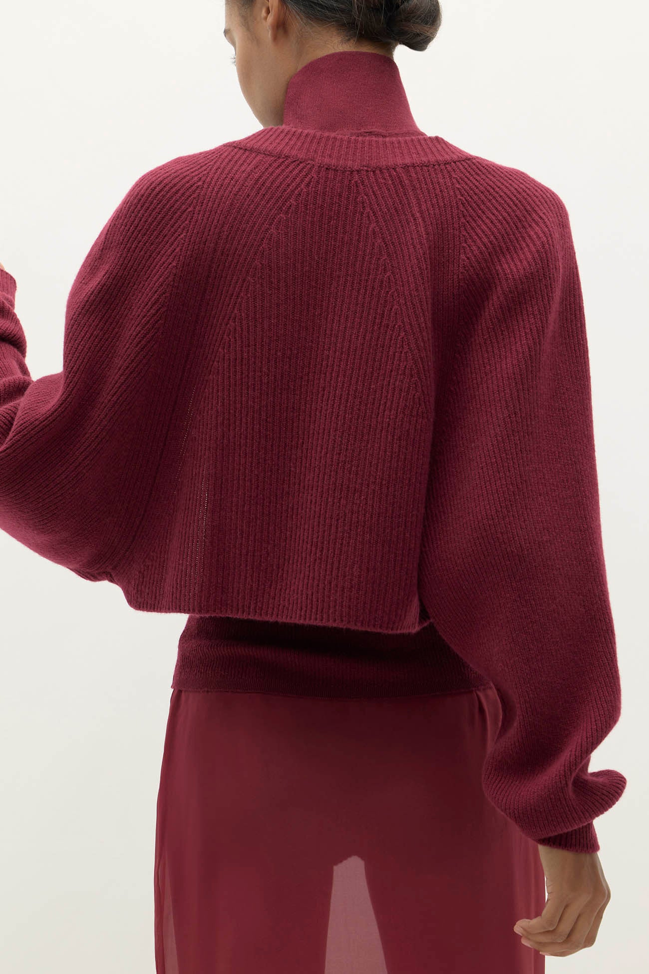 ANTOINETTE RIBBED CASHMERE SHRUG - Image 23