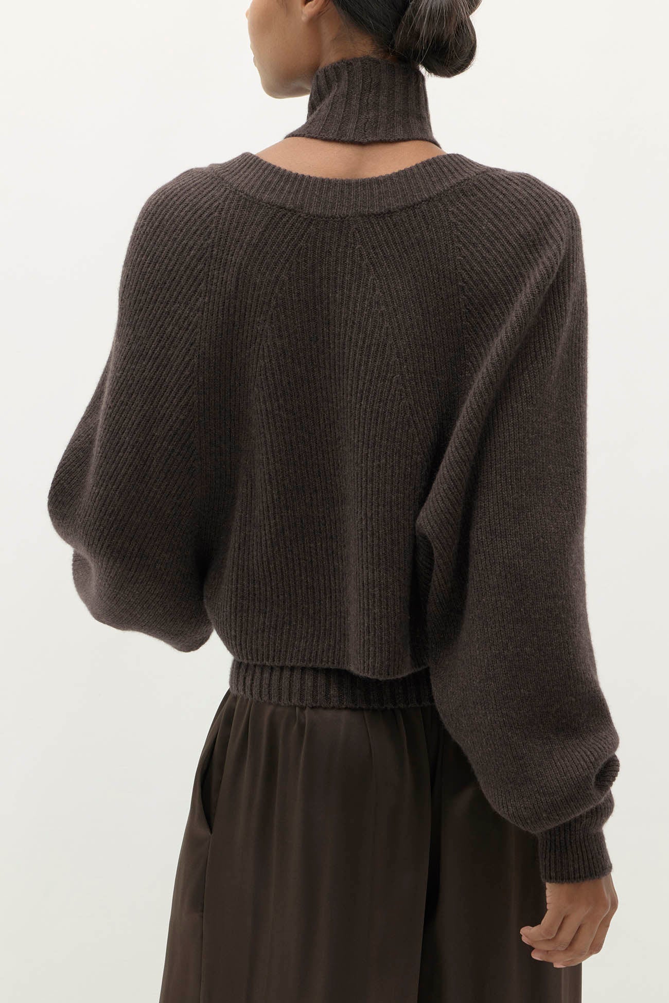ANTOINETTE RIBBED CASHMERE SHRUG - Image 28