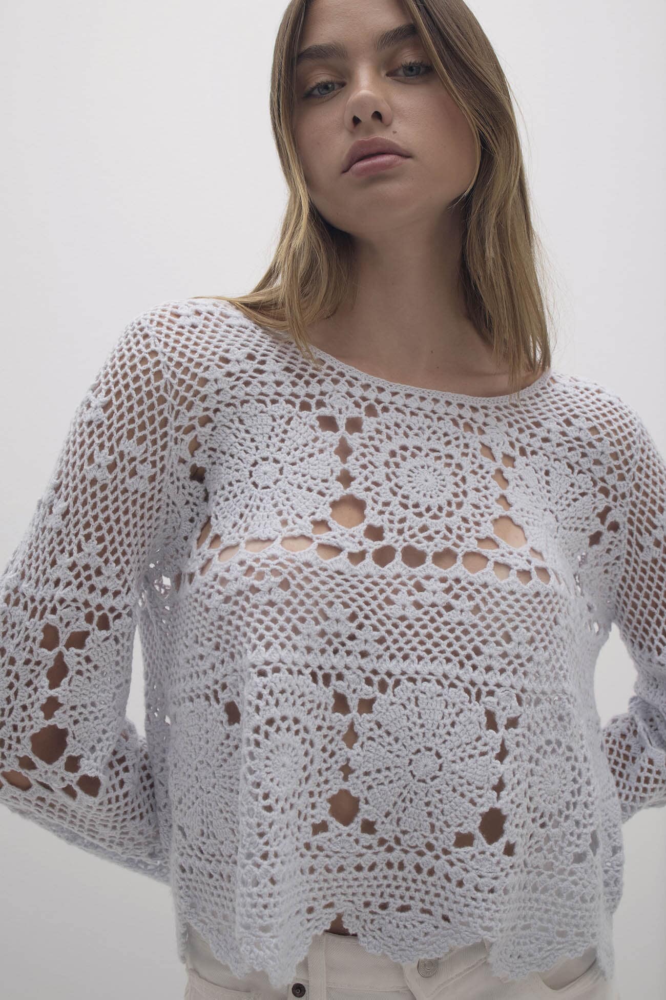 BRIA CROCHET CREWNECK - Image 5