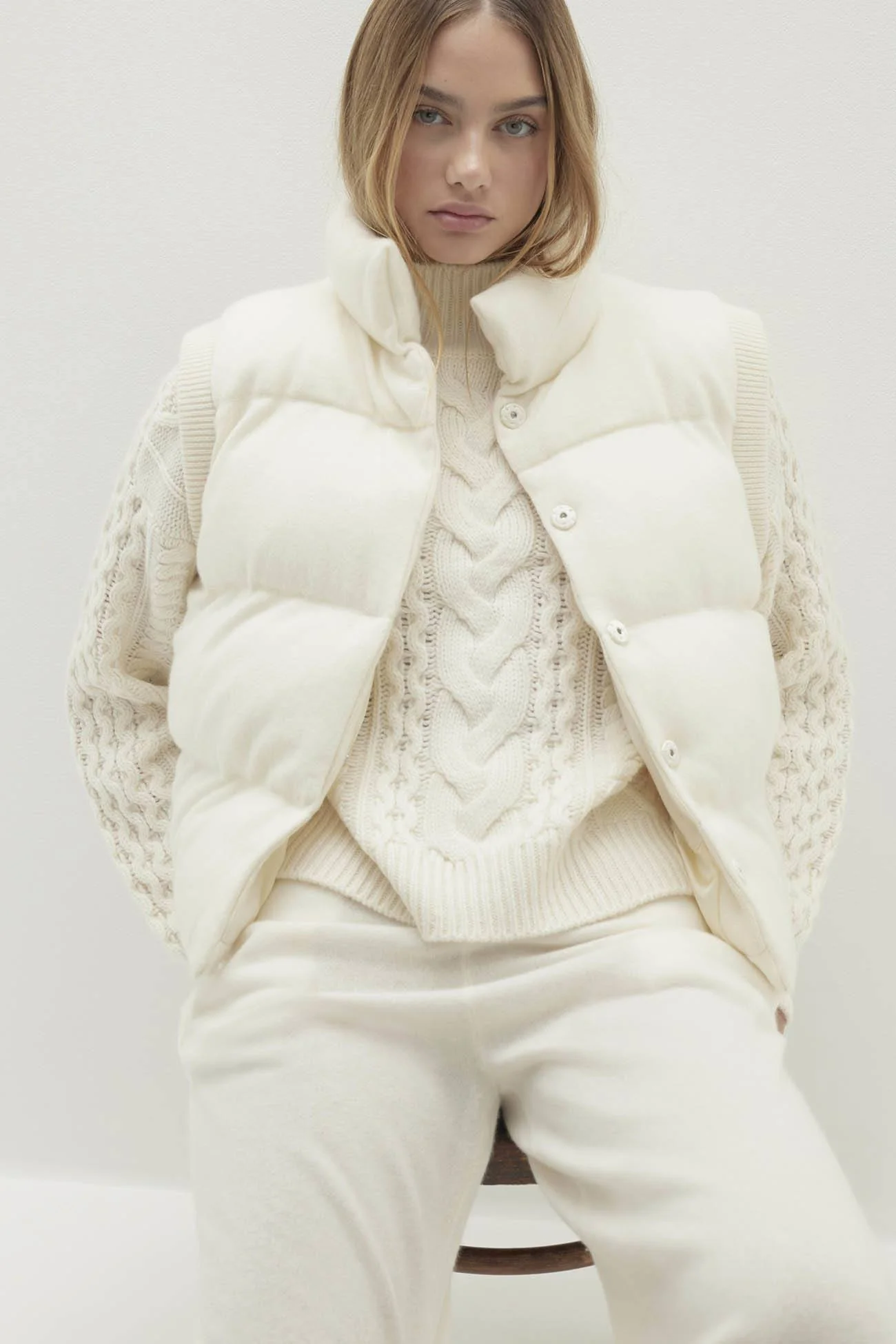ELLIE PUFFER VEST - Image 38
