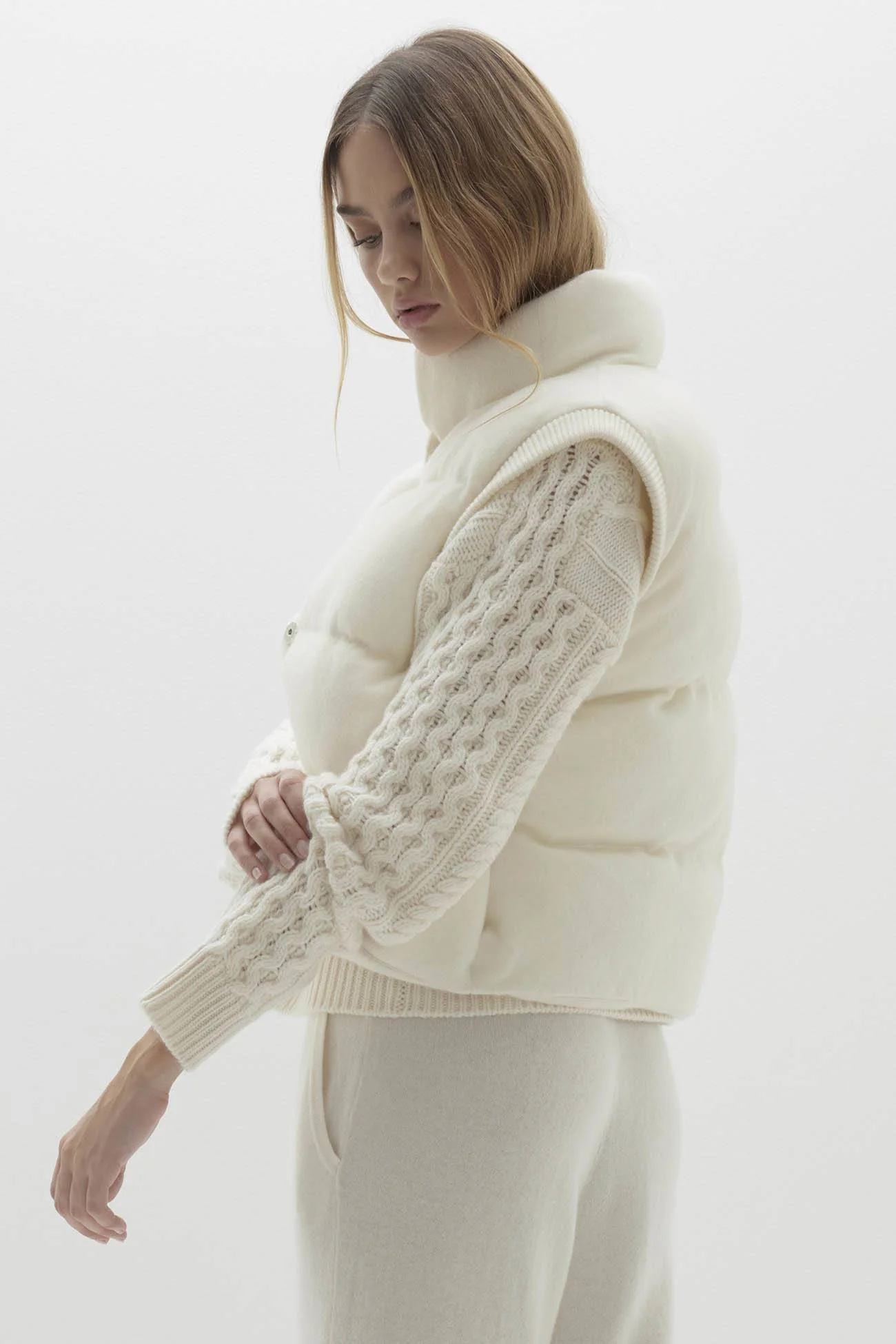 ELLIE PUFFER VEST - Image 40