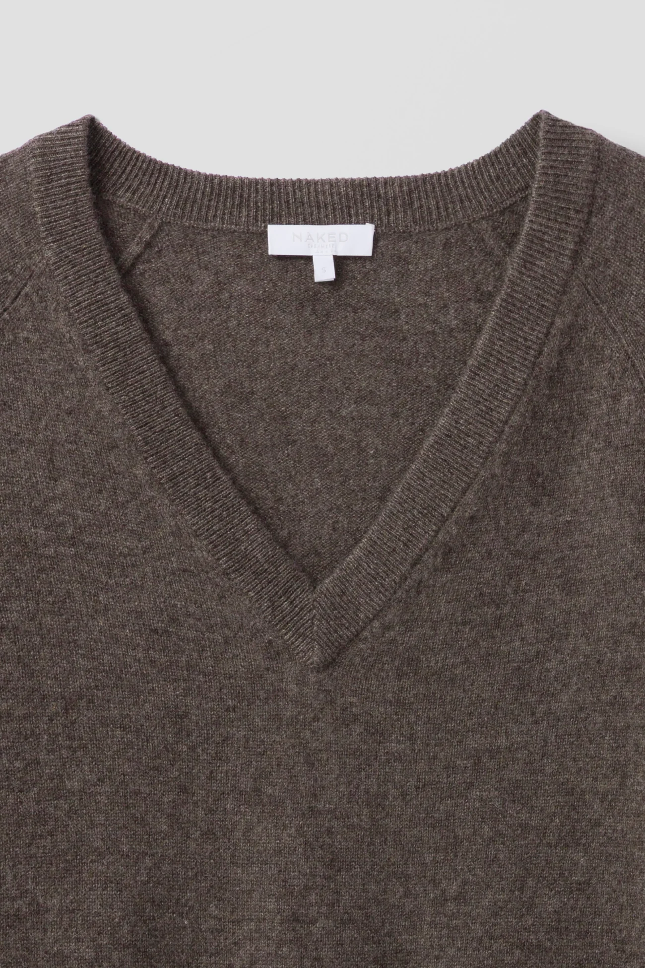 HARLYN CASHMERE V-NECK SWEATER - Image 37