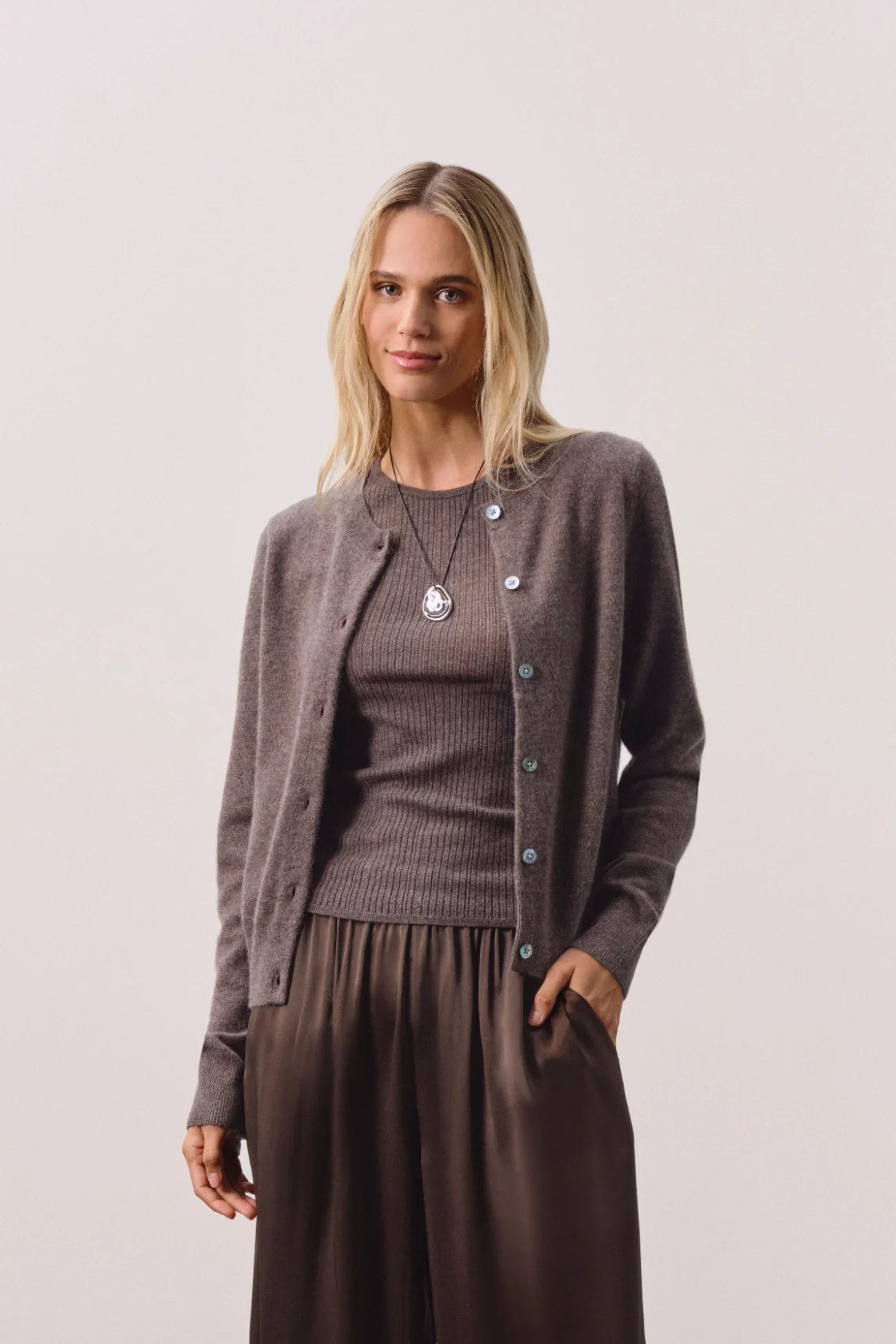 JAYLA BUTTON-UP CASHMERE CARDIGAN - Image 65