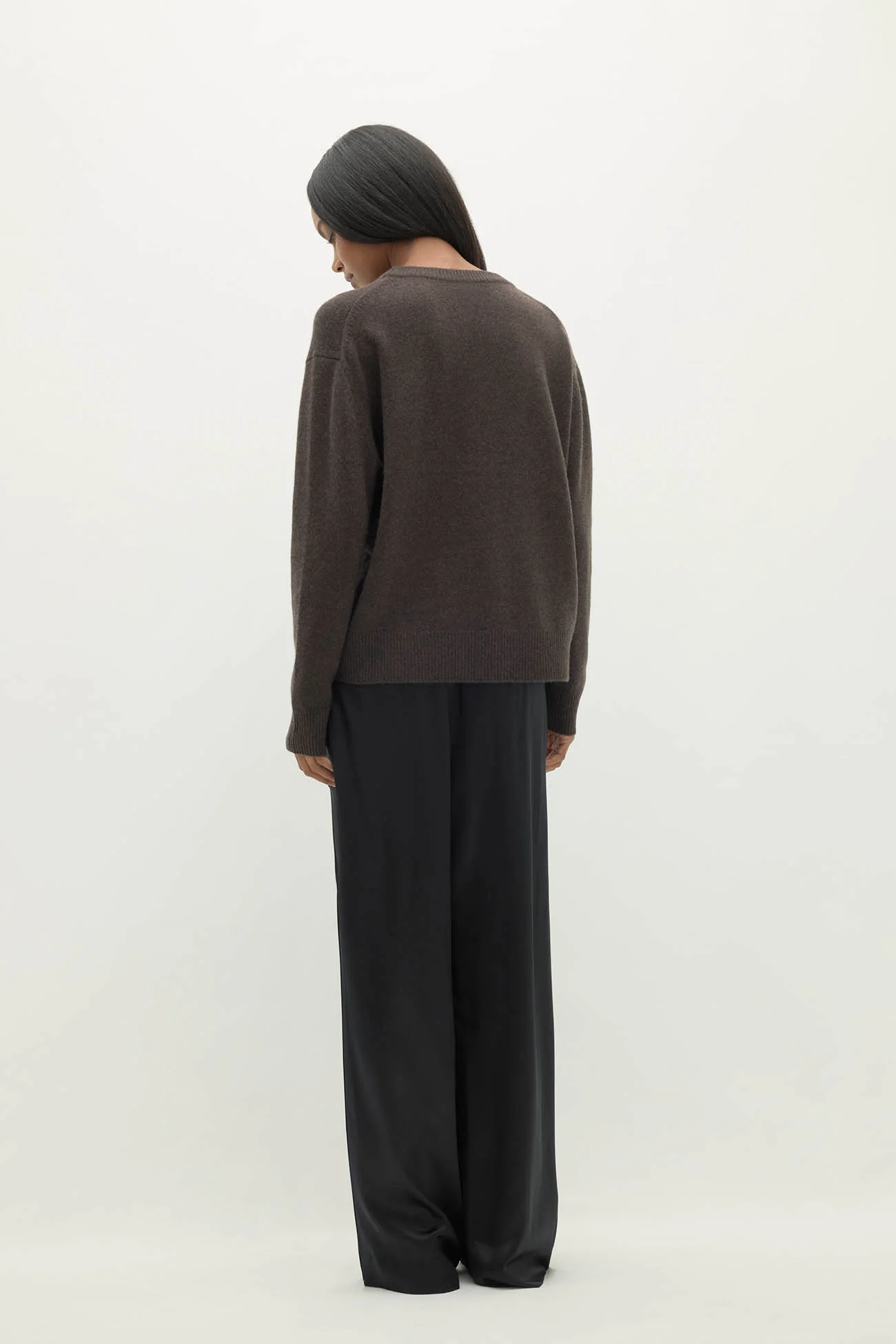 KAIA CREWNECK CASHMERE SWEATER - Image 15