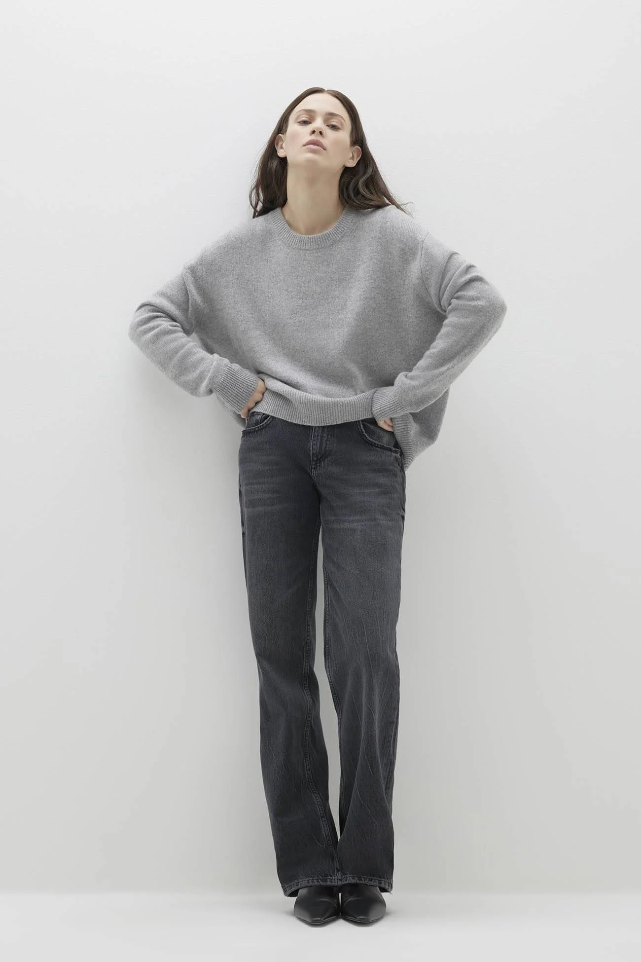 KAIA CREWNECK CASHMERE SWEATER - Image 30
