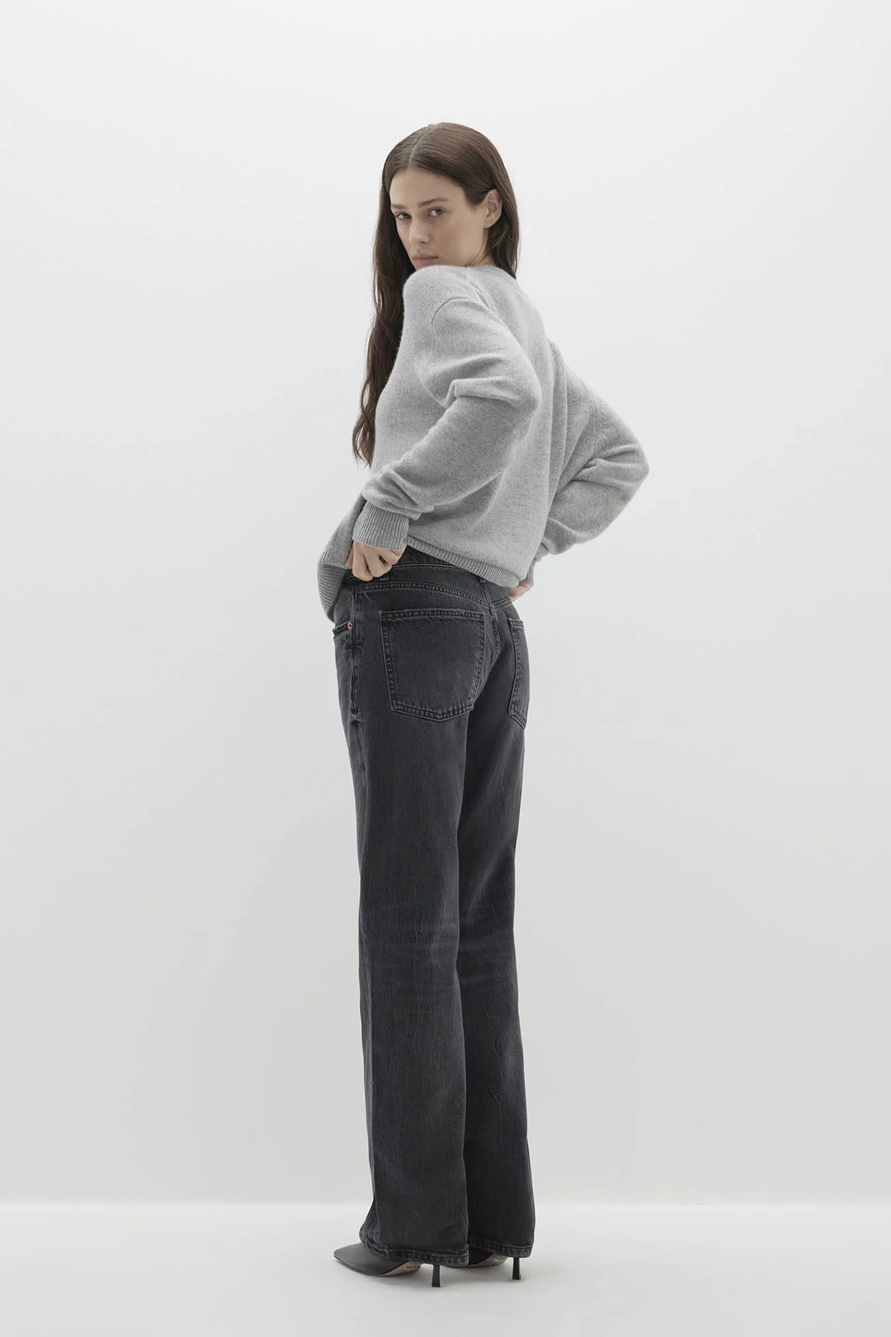 KAIA CREWNECK CASHMERE SWEATER - Image 31