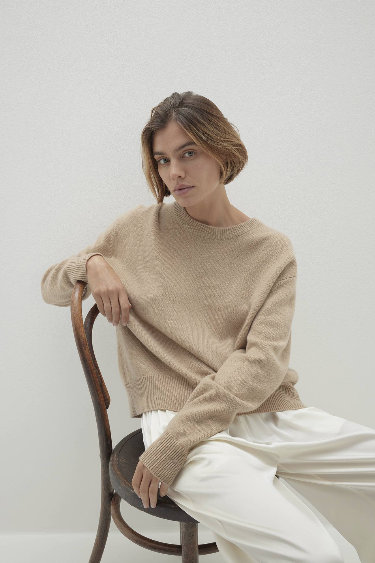 KAIA CREWNECK CASHMERE SWEATER - Image 39