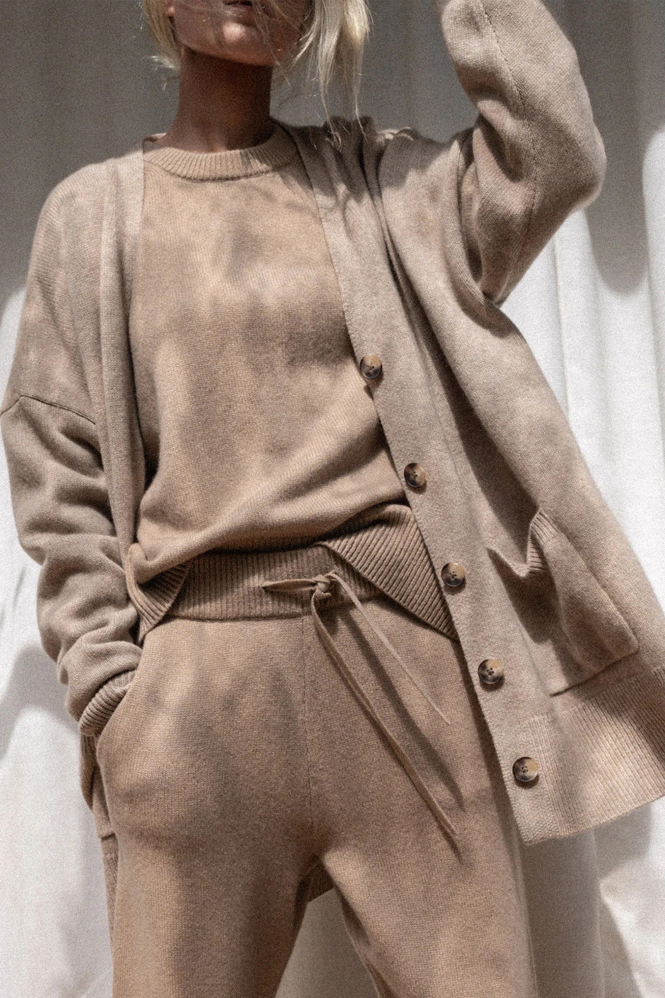 KAIA CREWNECK CASHMERE SWEATER - Image 40