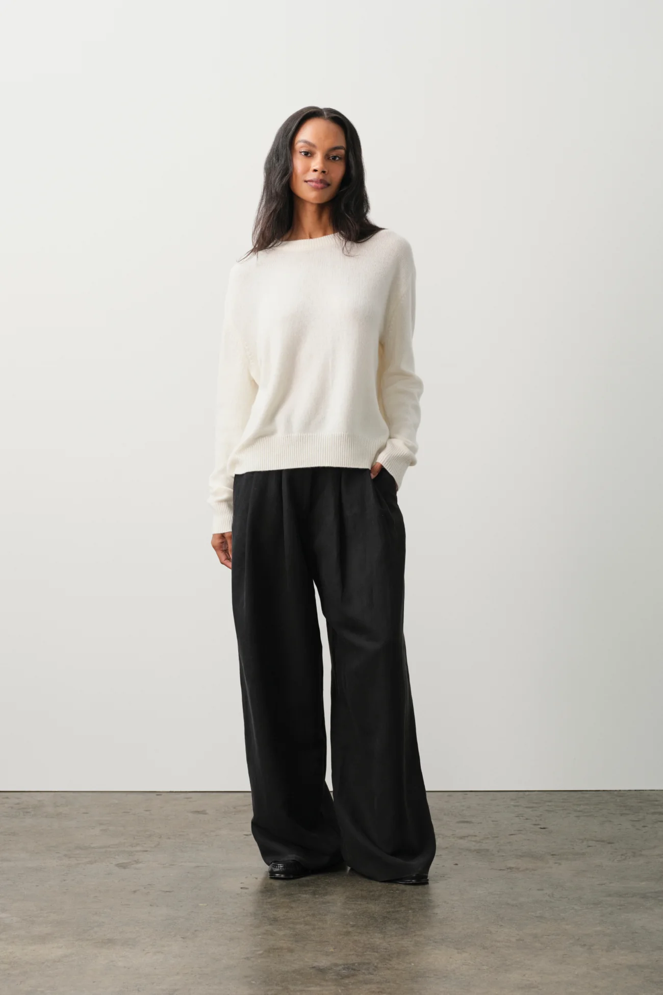 KAIA CREWNECK CASHMERE SWEATER - Image 5