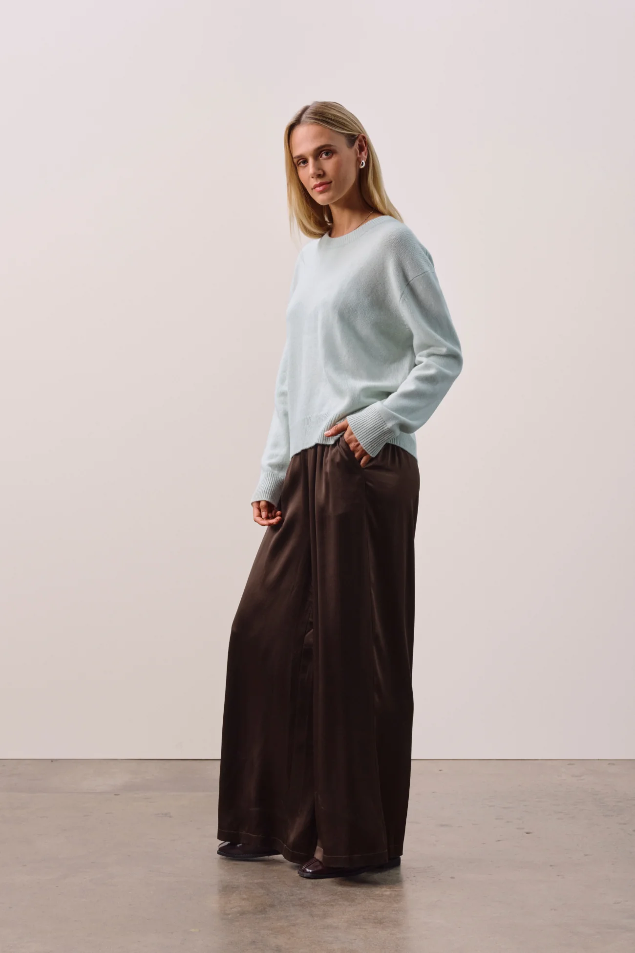 KAIA CREWNECK CASHMERE SWEATER - Image 50