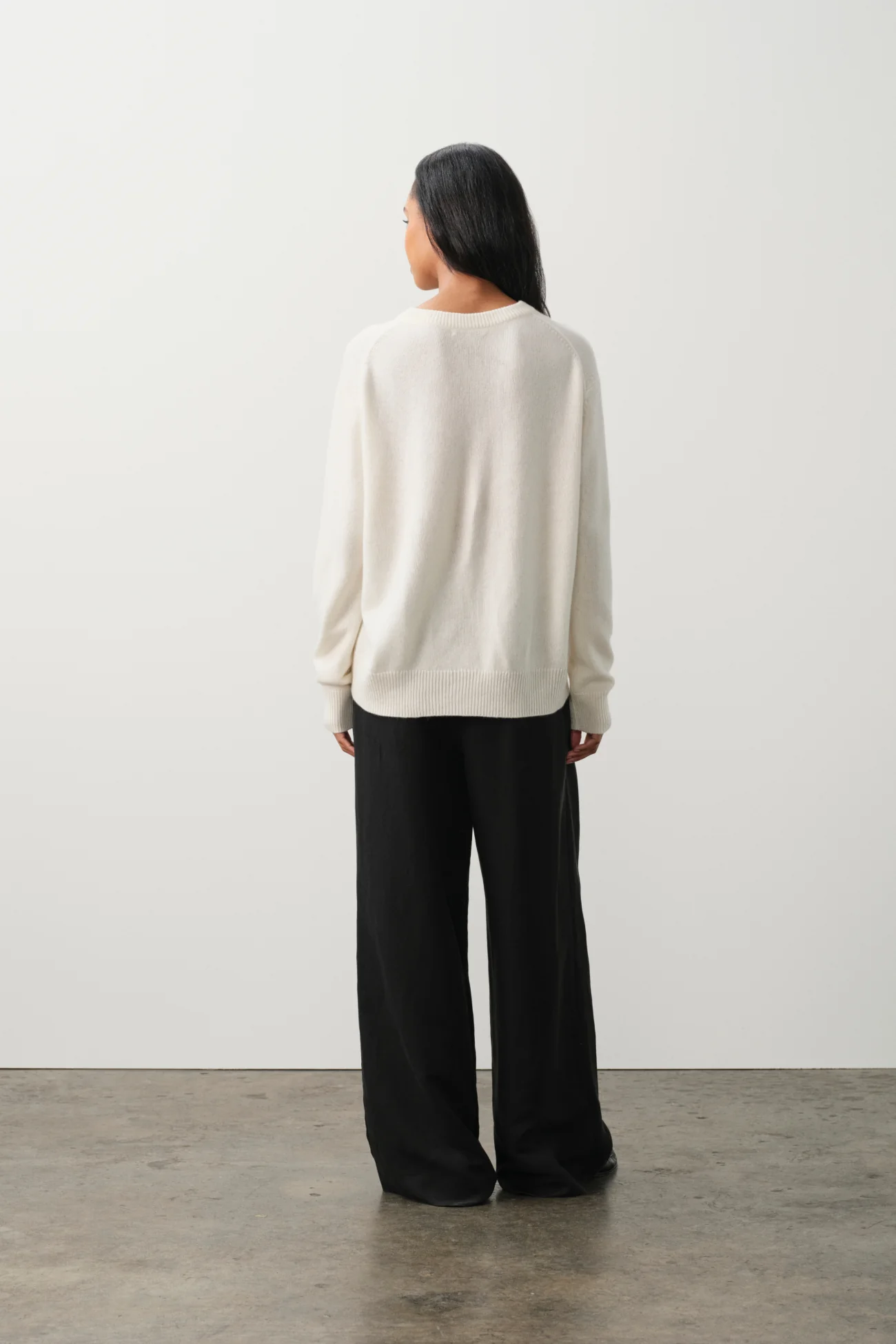 KAIA CREWNECK CASHMERE SWEATER - Image 8
