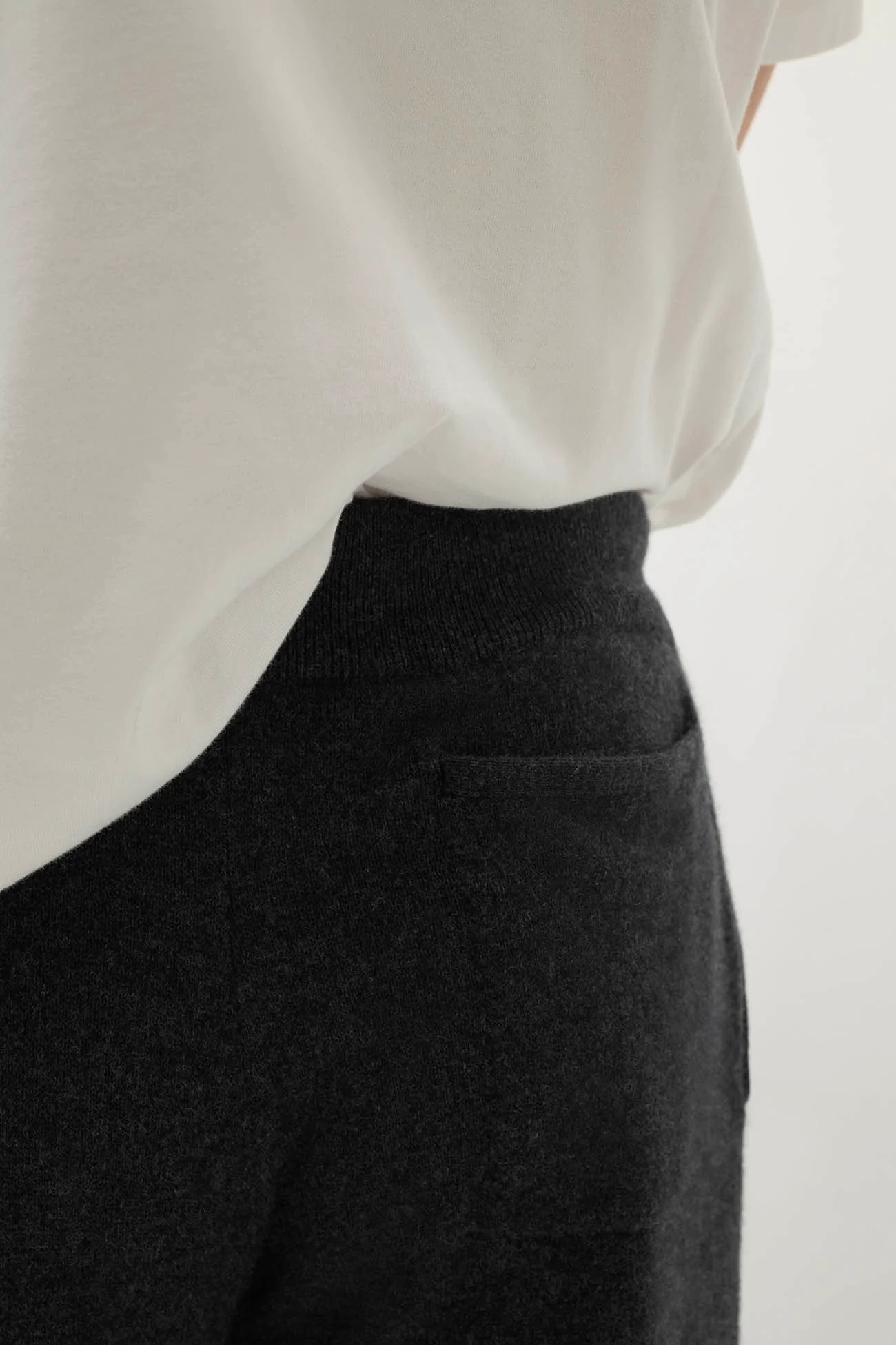 KARTER CASHMERE JOGGERS - Image 7