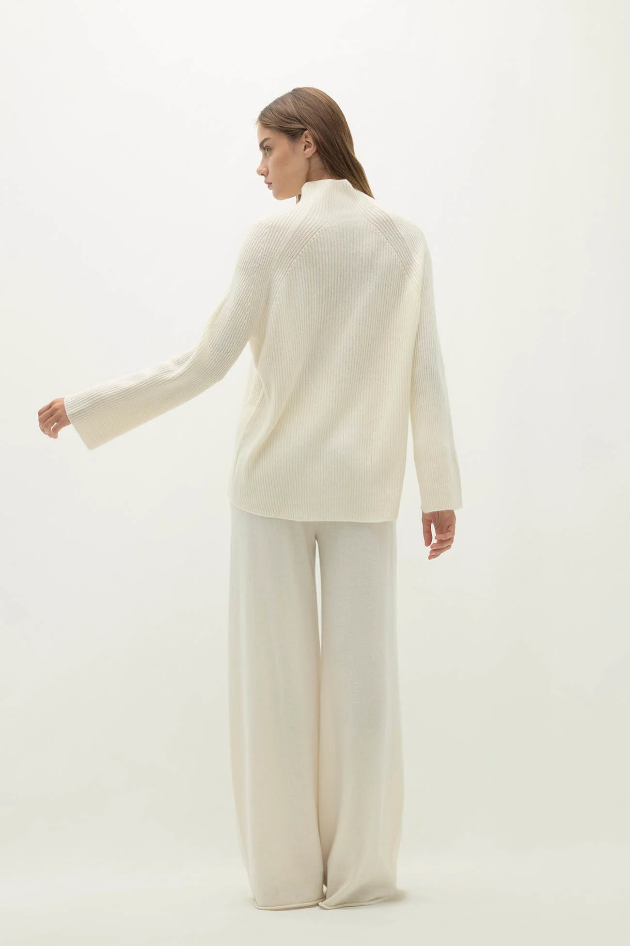 KORA CASHMERE MOCK NECK SWEATER - Image 24