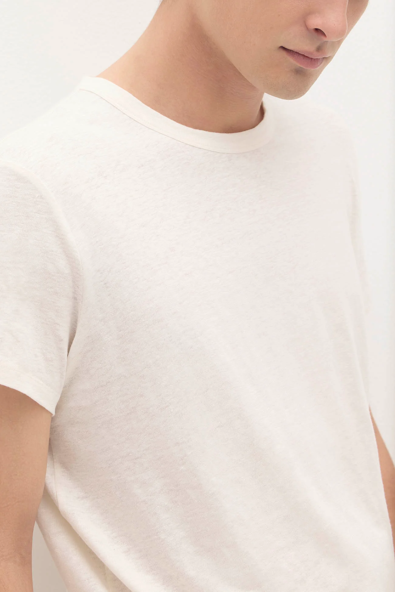 KYLE LINEN CREWNECK TEE - Image 3