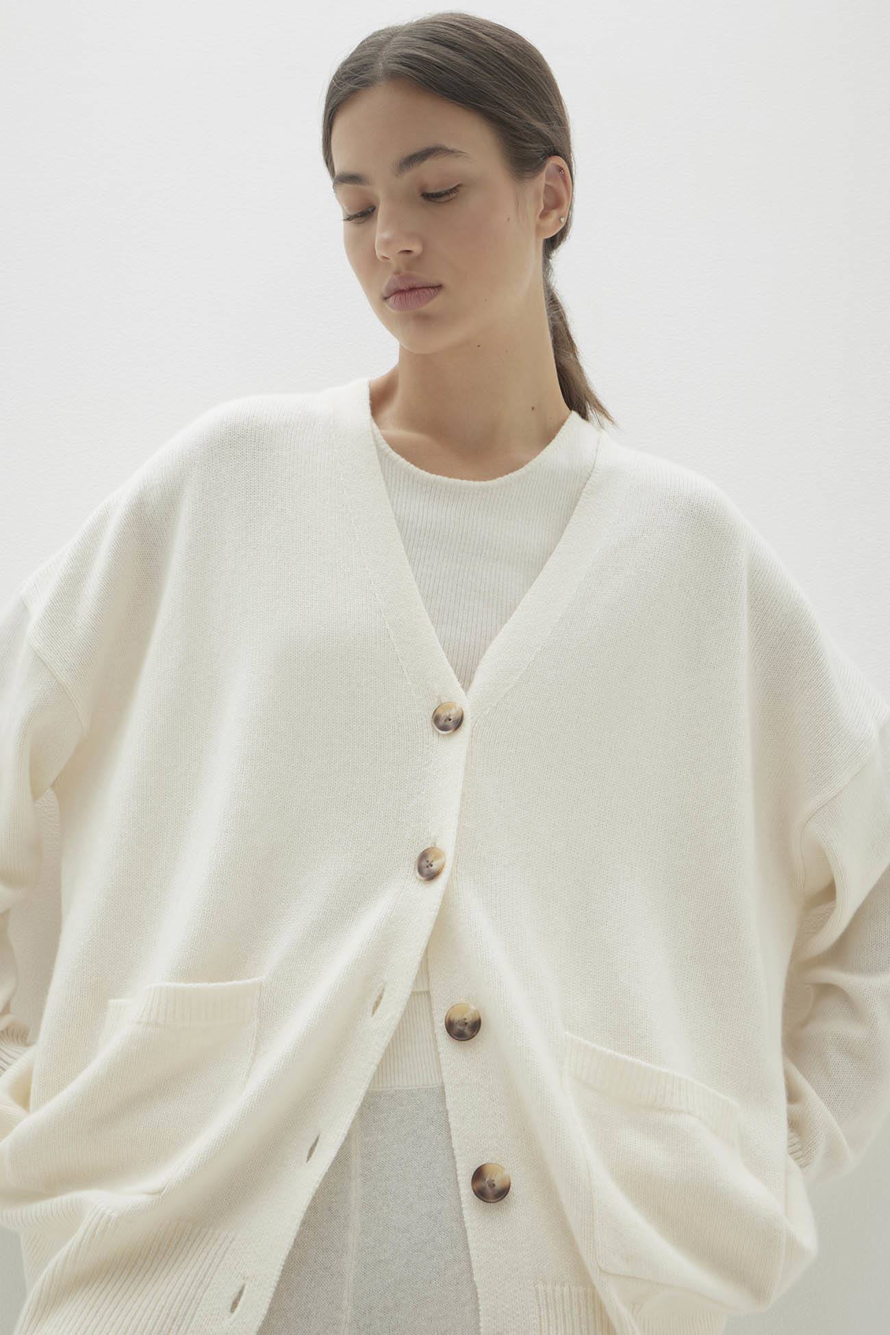 LILY BUTTON-UP CASHMERE CARDIGAN - Image 13