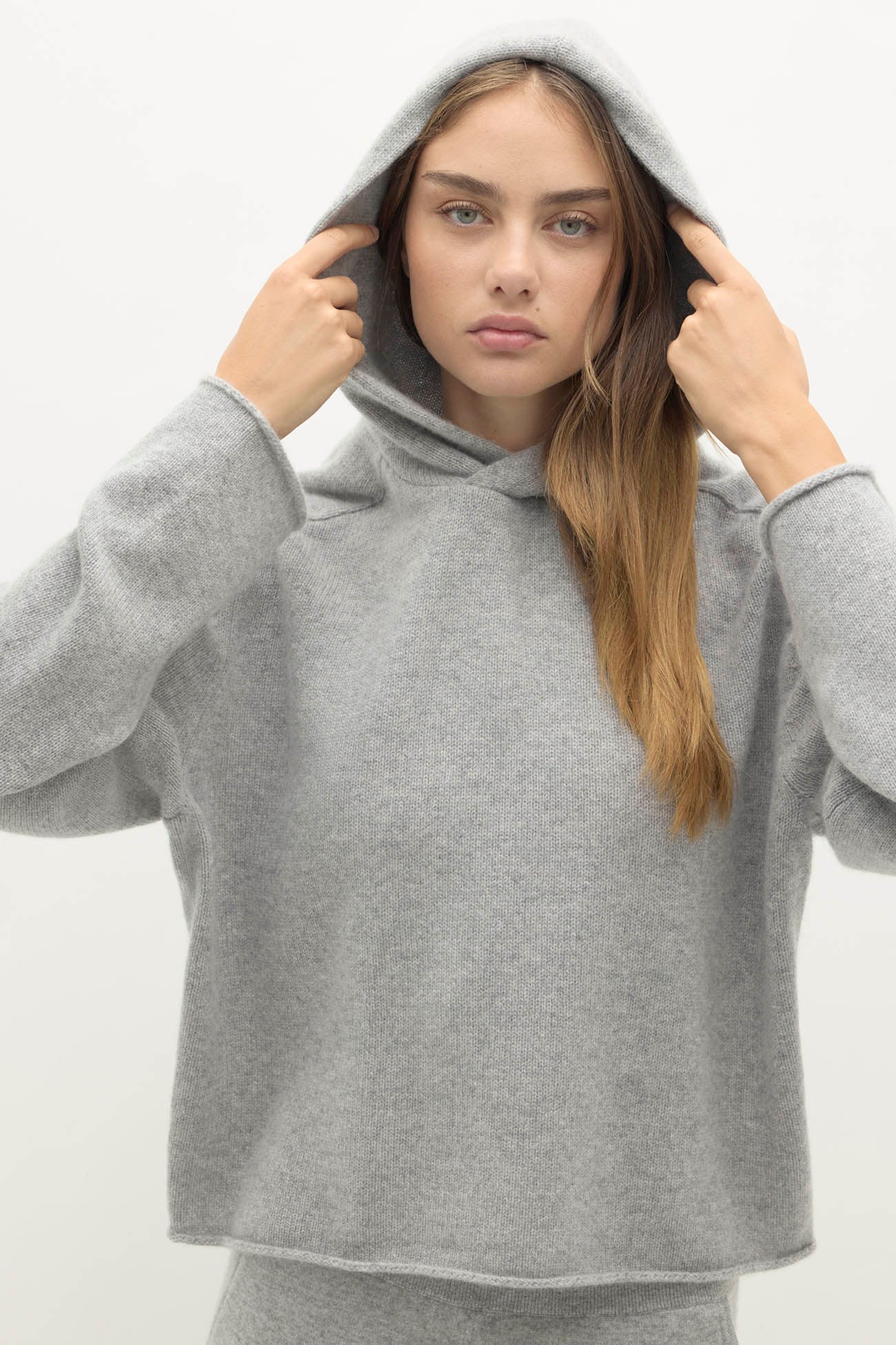 MAI CASHMERE HOODIE - Image 12