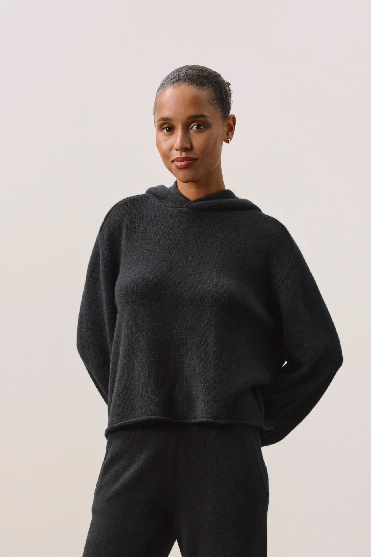 MAI CASHMERE HOODIE - Image 16
