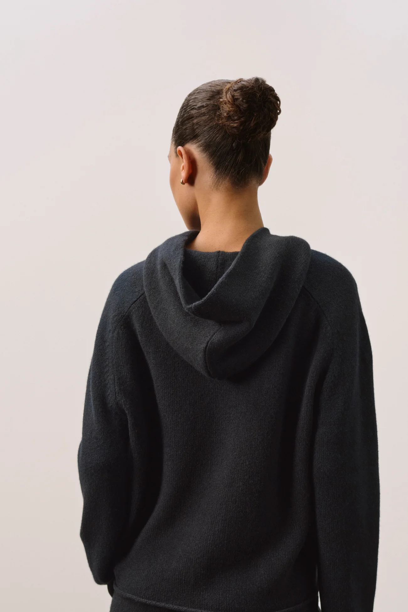 MAI CASHMERE HOODIE - Image 18