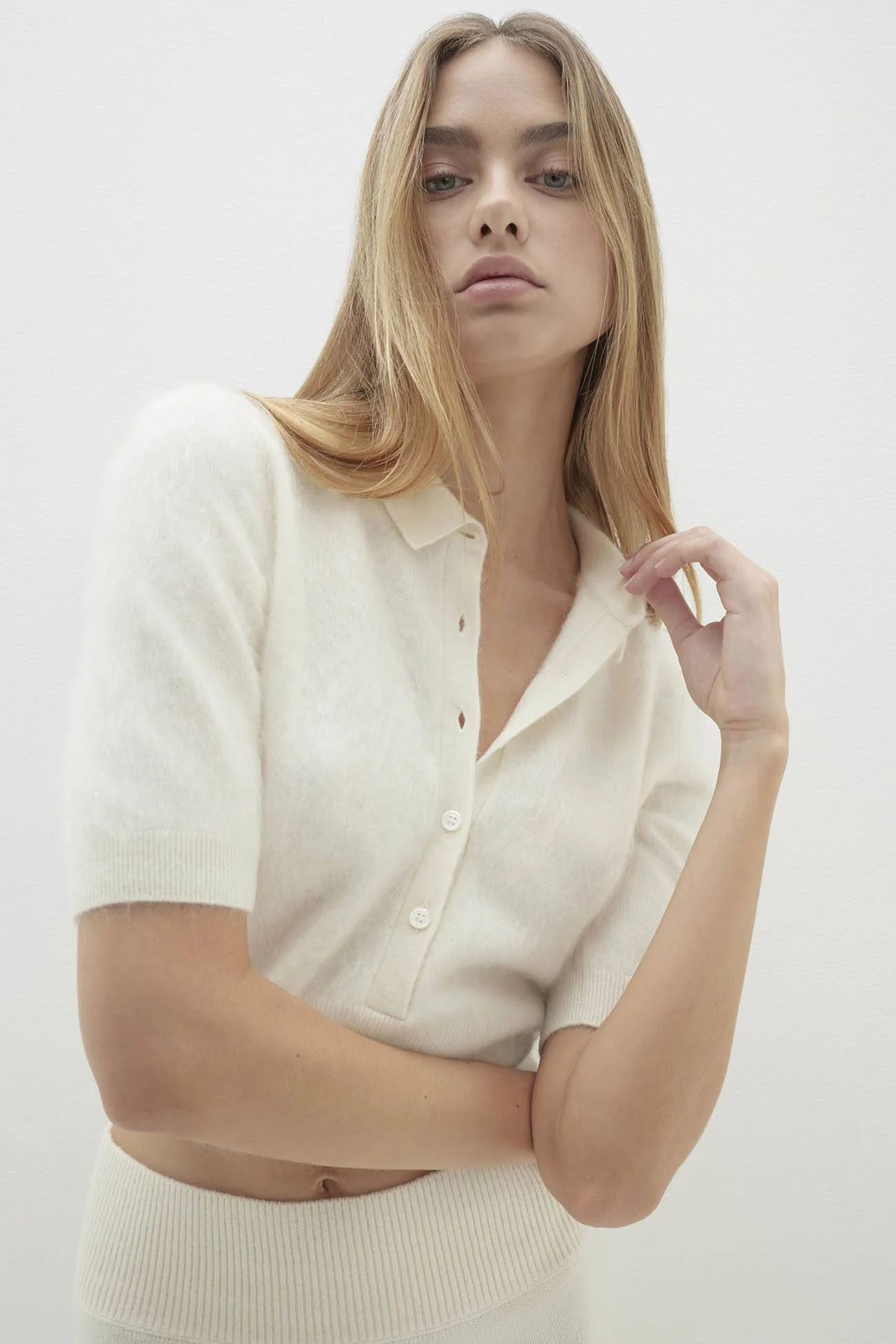 MAISIE BRUSHED CASHMERE COLLARED SWEATER - Image 4