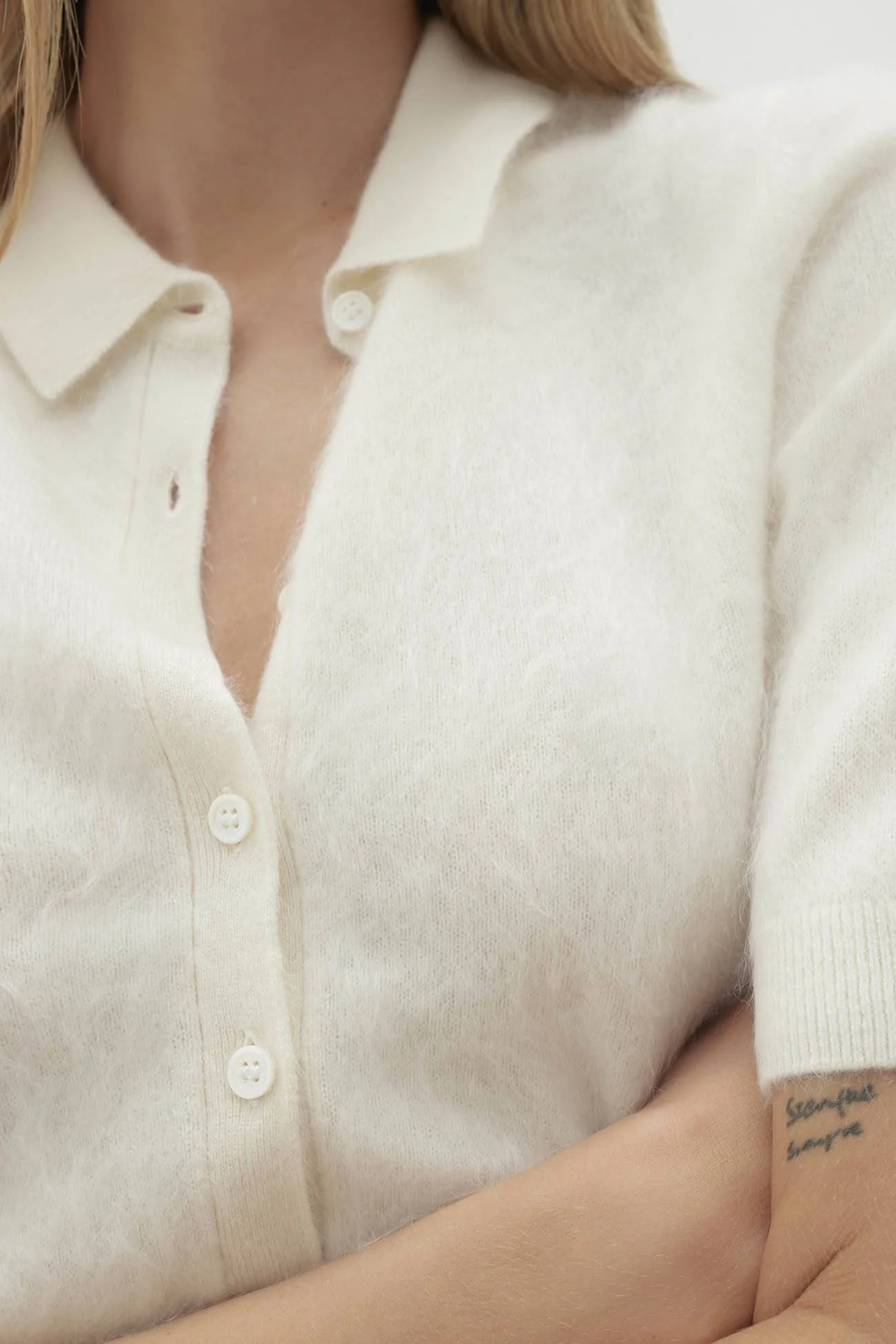 MAISIE BRUSHED CASHMERE COLLARED SWEATER - Image 6