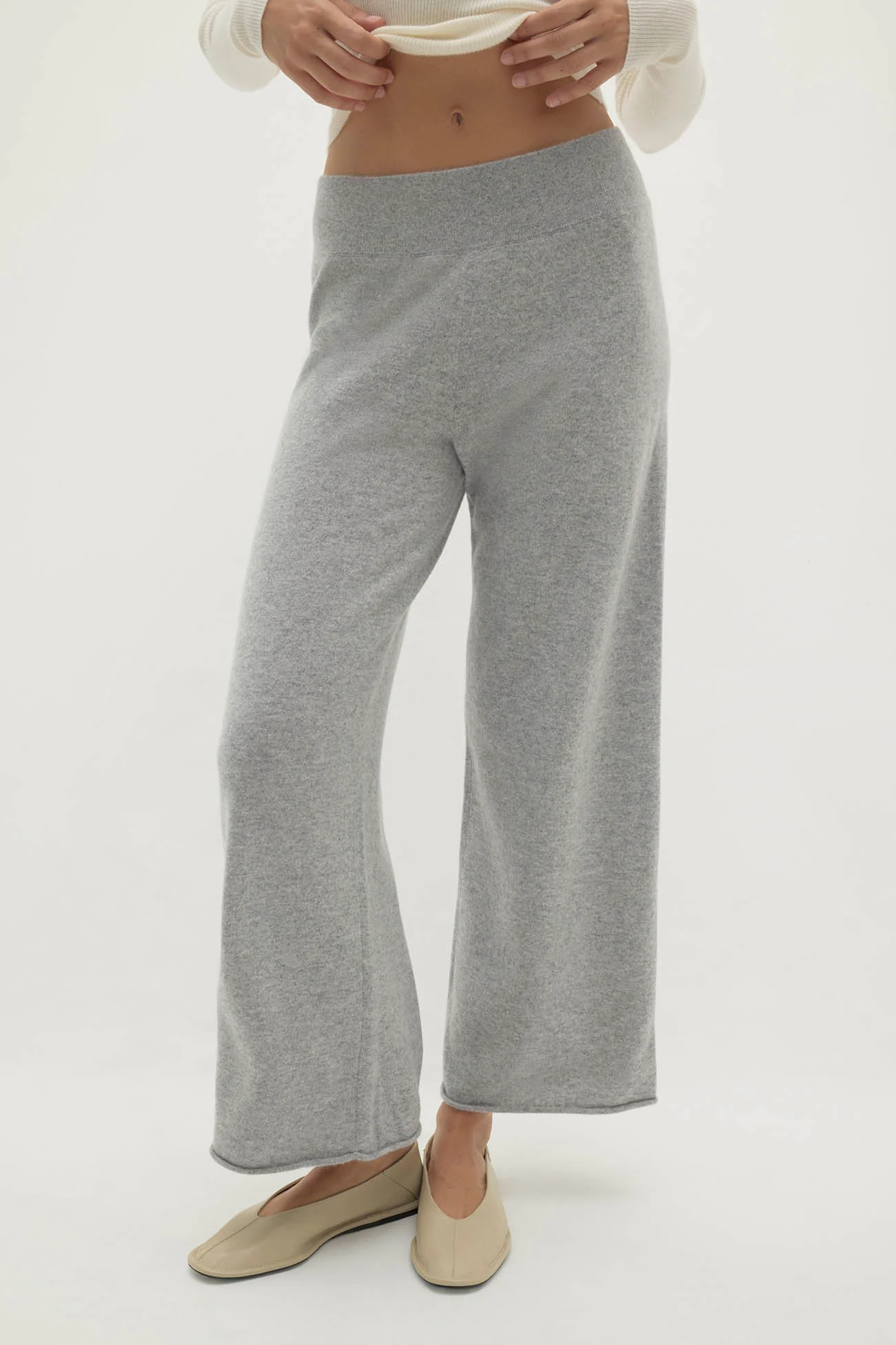 MARINA CROPPED CASHMERE PANT - Image 13
