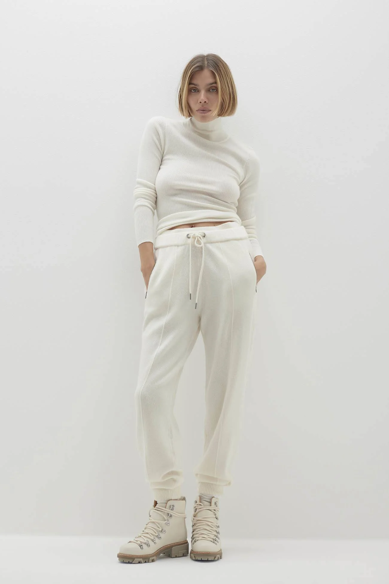 MAVIS CASHMERE JOGGER - Image 7