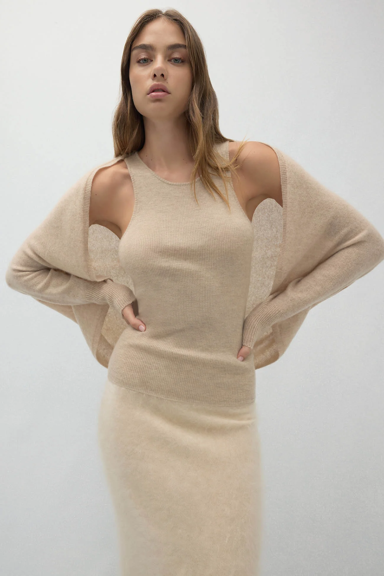 MELI CASHMERE SHRUG - Image 11