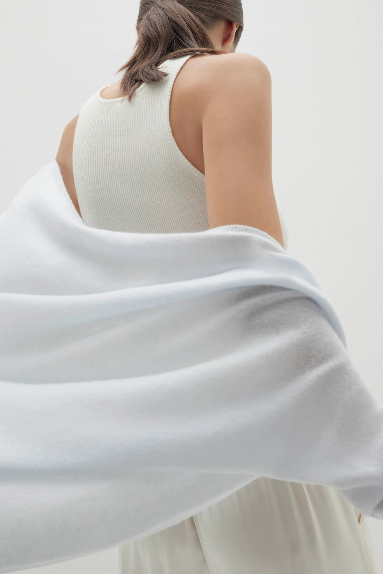 MELI CASHMERE SHRUG - Image 39