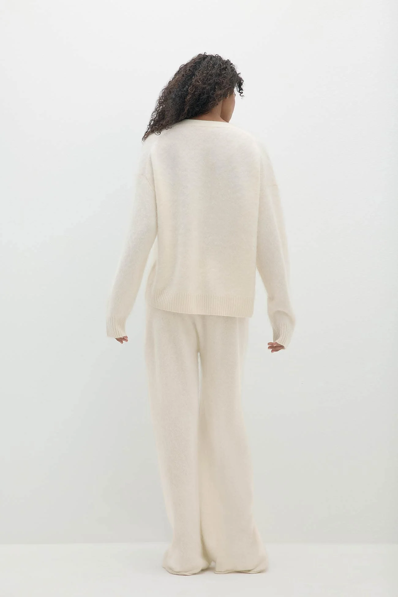 MICHAELA BRUSHED CASHMERE CARDIGAN - Image 29