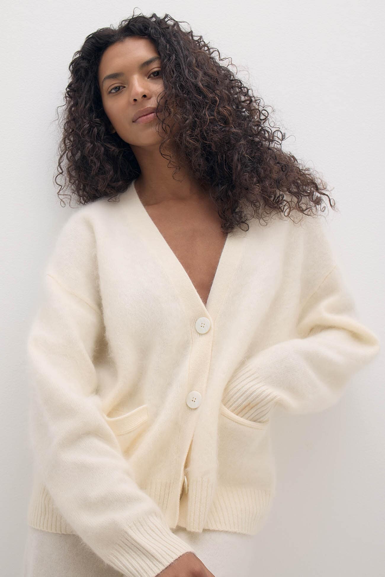 MICHAELA BRUSHED CASHMERE CARDIGAN - Image 30