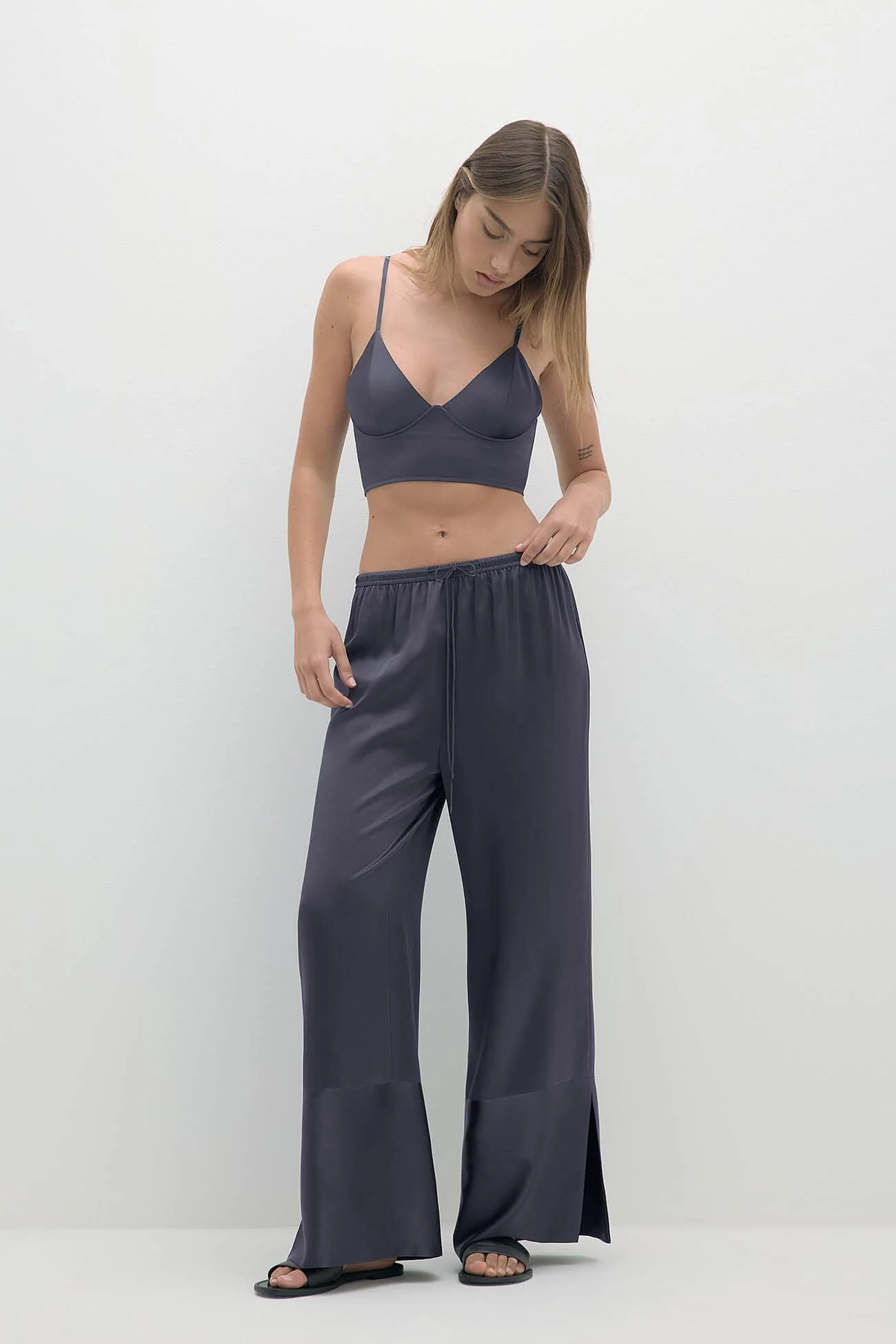 MOLLY SILK WIDE-LEG PANT - Image 10
