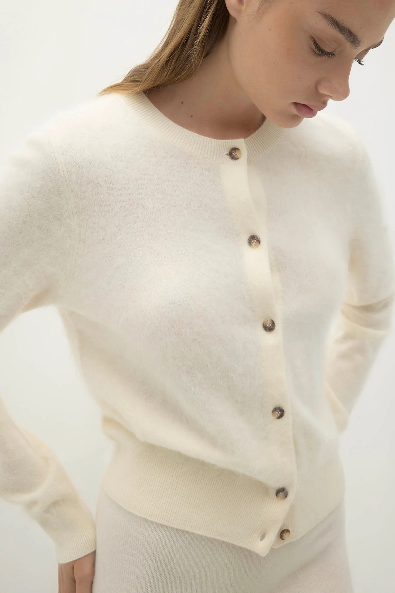 PALOMA BRUSHED CASHMERE CARDIGAN - Image 23