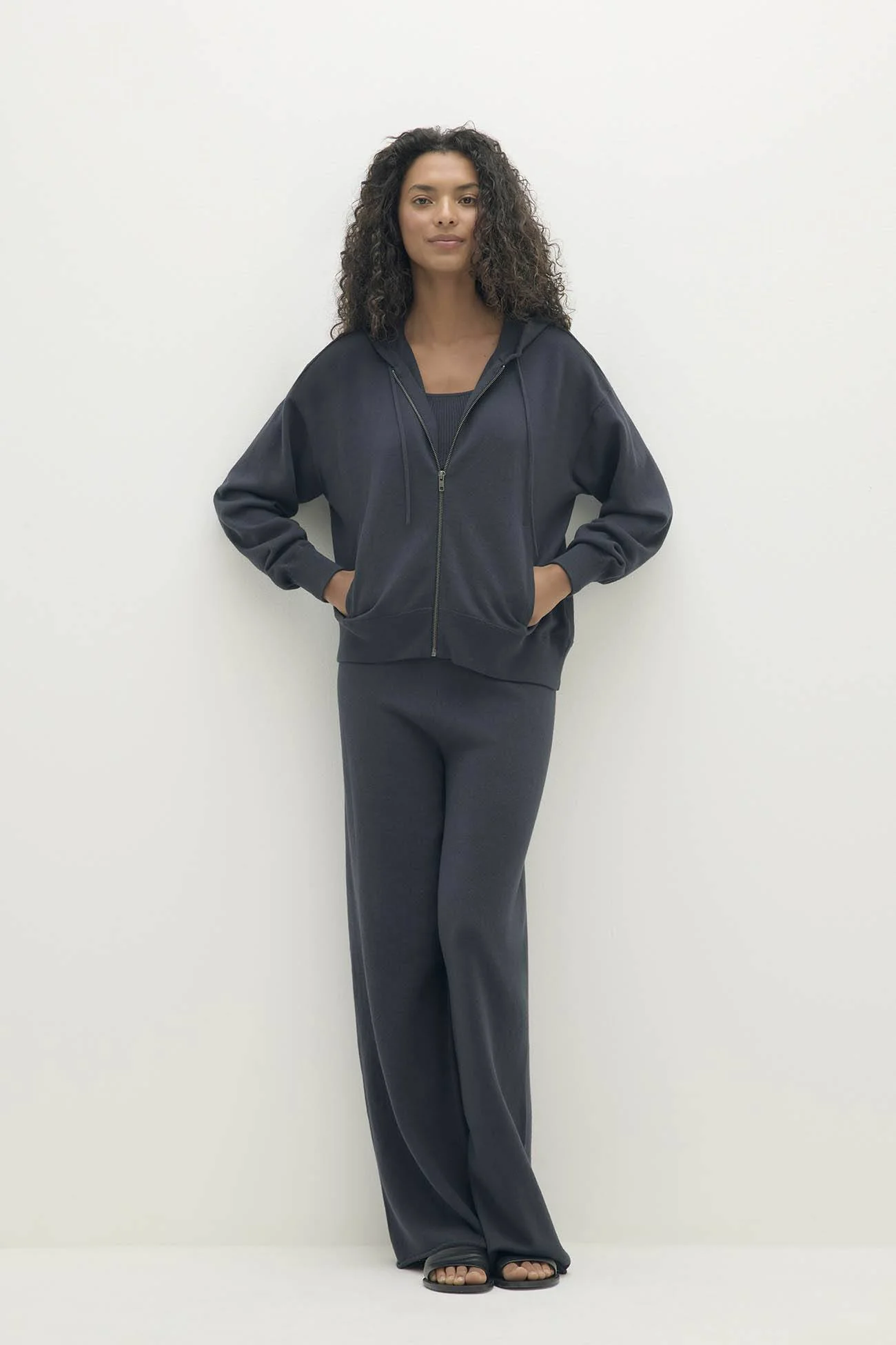 SERENA COTTON CASHMERE ZIP-UP HOODIE - Image 14
