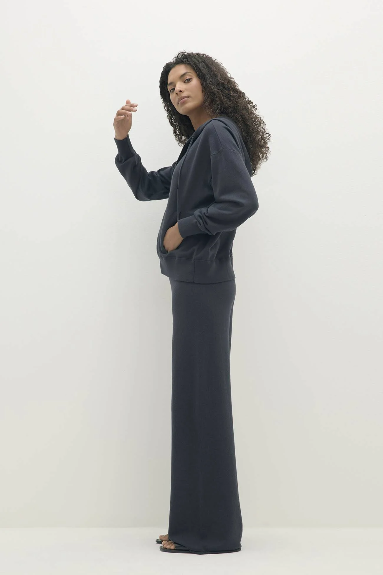 SERENA COTTON CASHMERE ZIP-UP HOODIE - Image 16