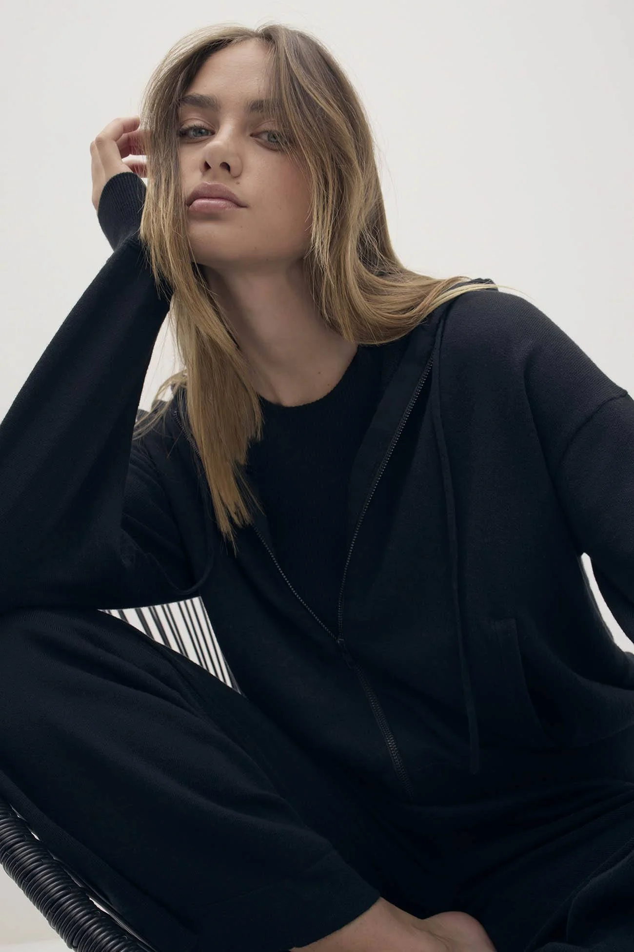 SERENA COTTON CASHMERE ZIP-UP HOODIE - Image 3
