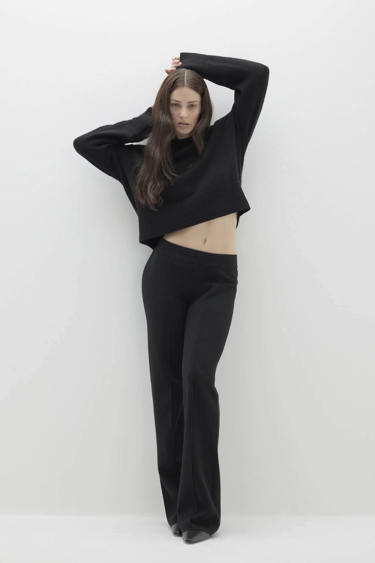 SLOANE CASHMERE CREWNECK SWEATER - Image 3