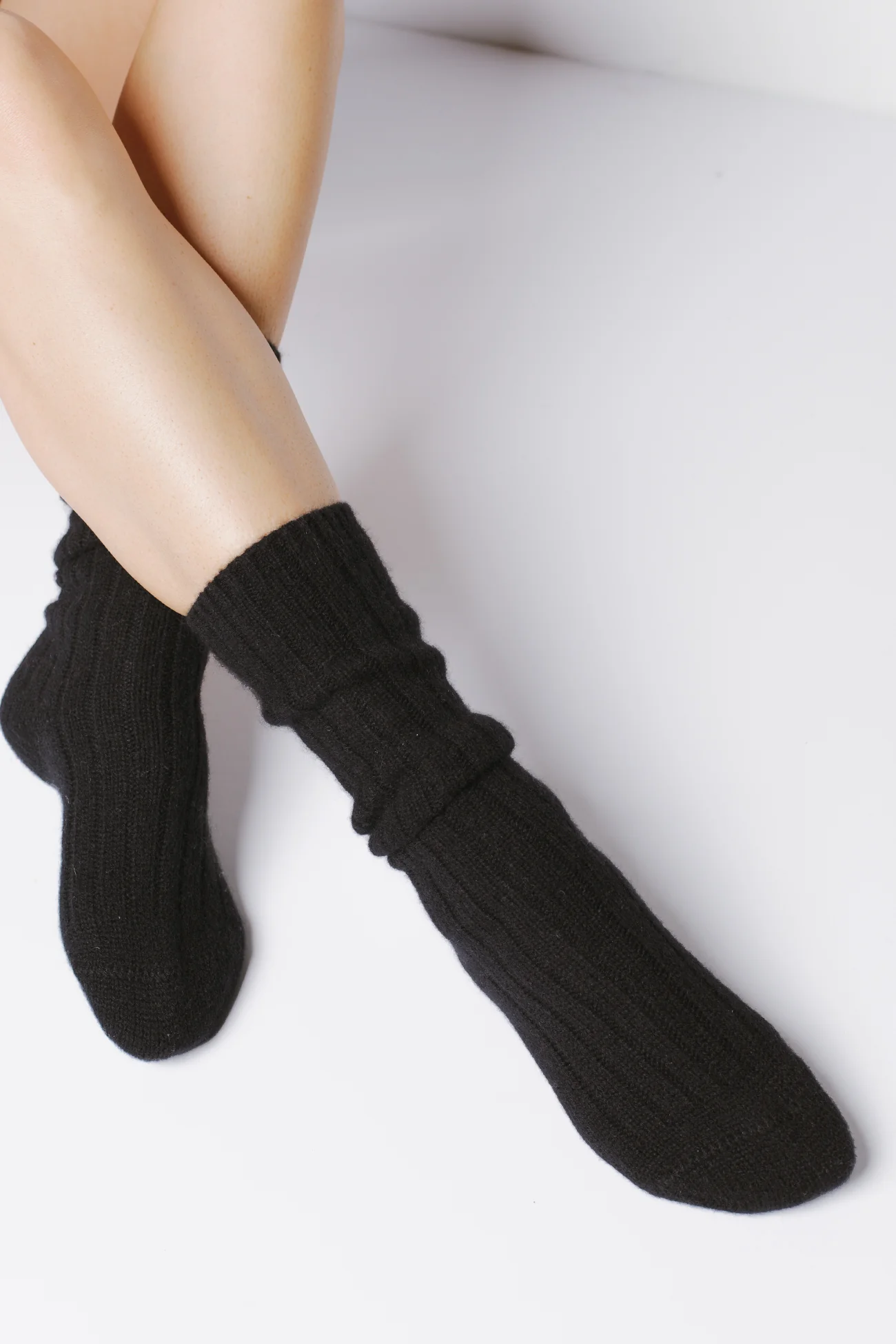 CASHMERE SOCKS - Image 18