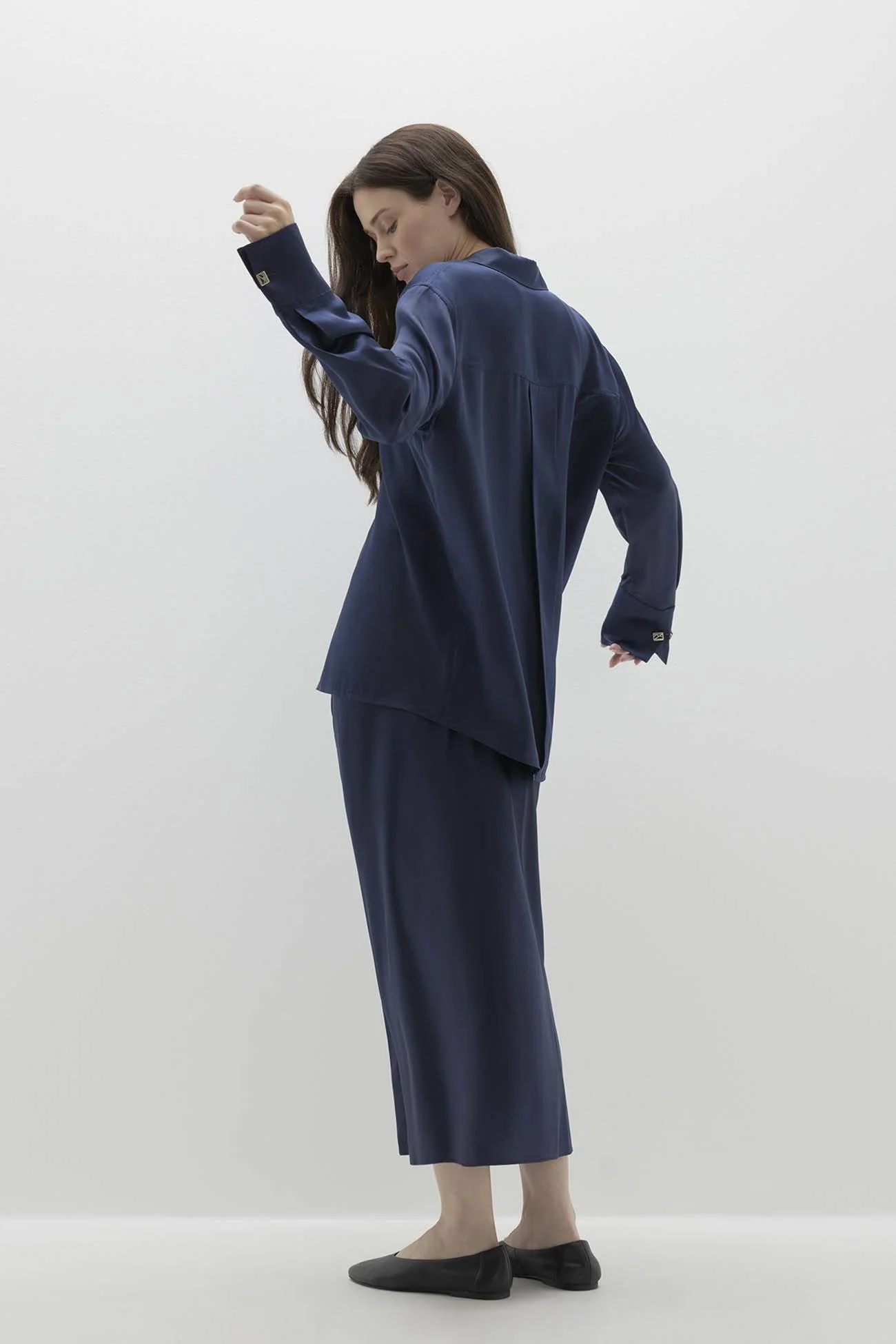 SUVI SILK BUTTON-UP SHIRT - Image 15