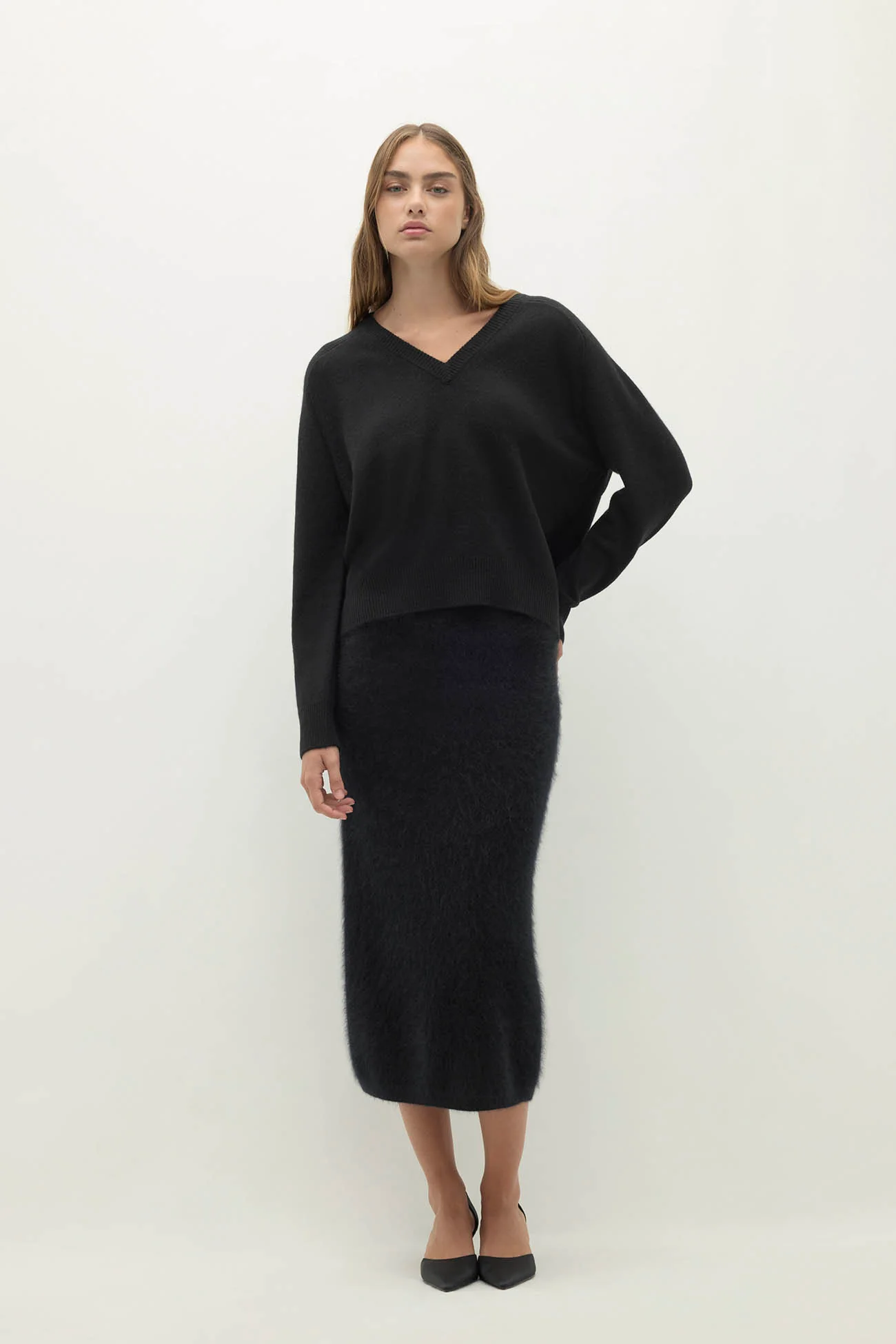 SYDNEY V-NECK CASHMERE SWEATER - Image 71