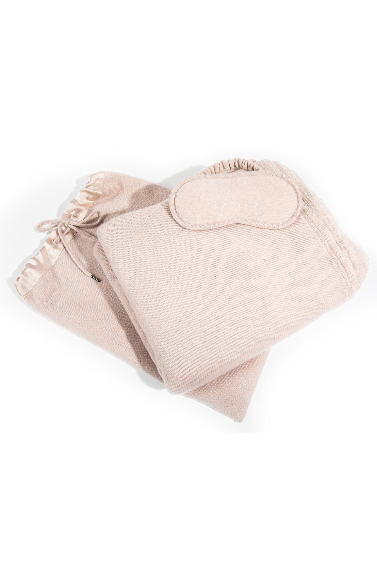 THE CASHMERE TRAVEL SET - Image 19