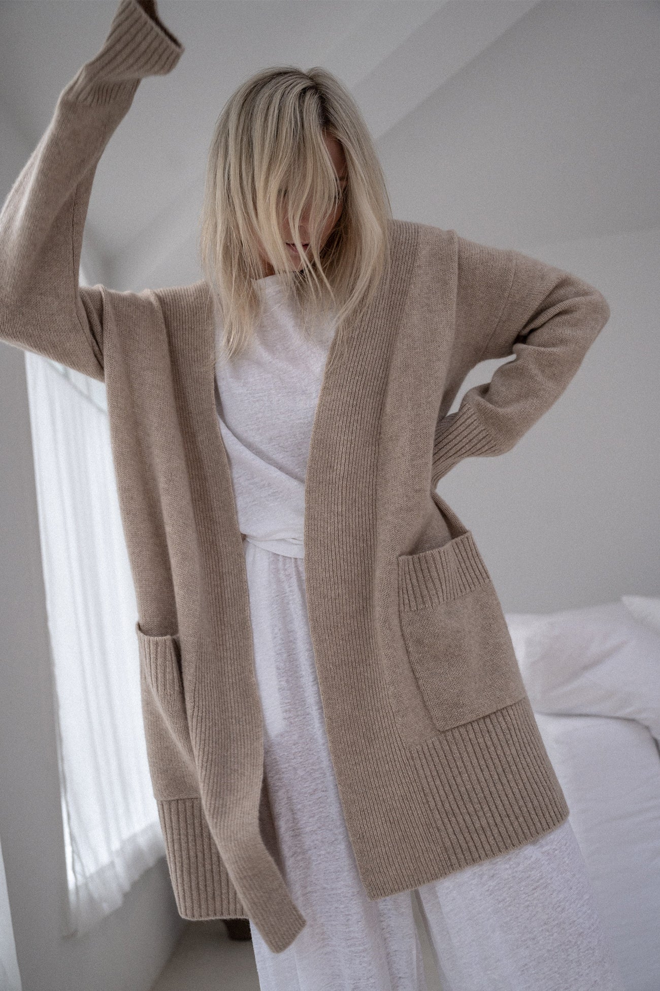 TORY CASHMERE CARDIGAN - Image 25