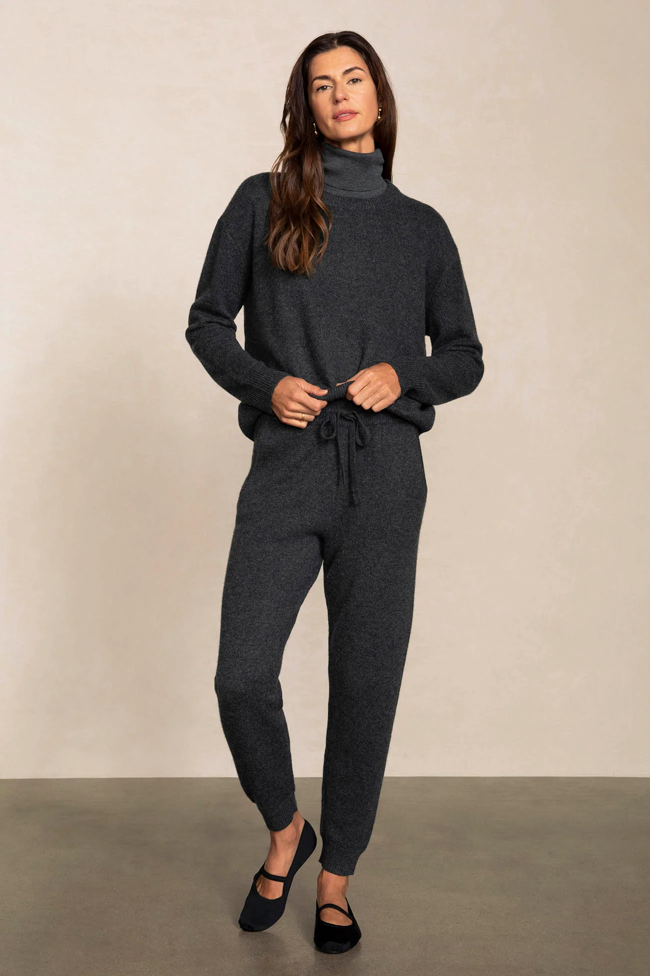 URI JOGGER PANT - Image 24
