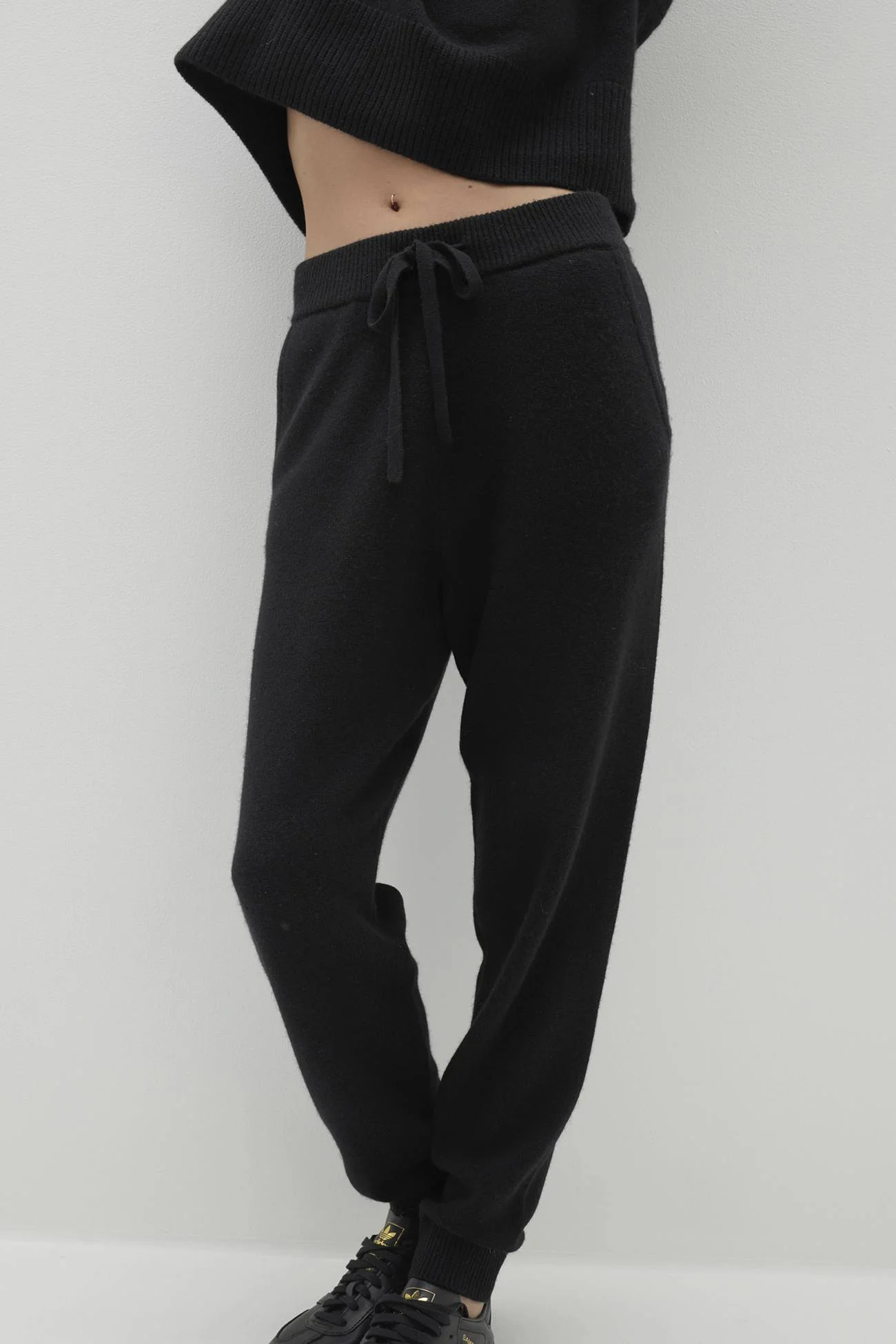 URI JOGGER PANT - Image 9