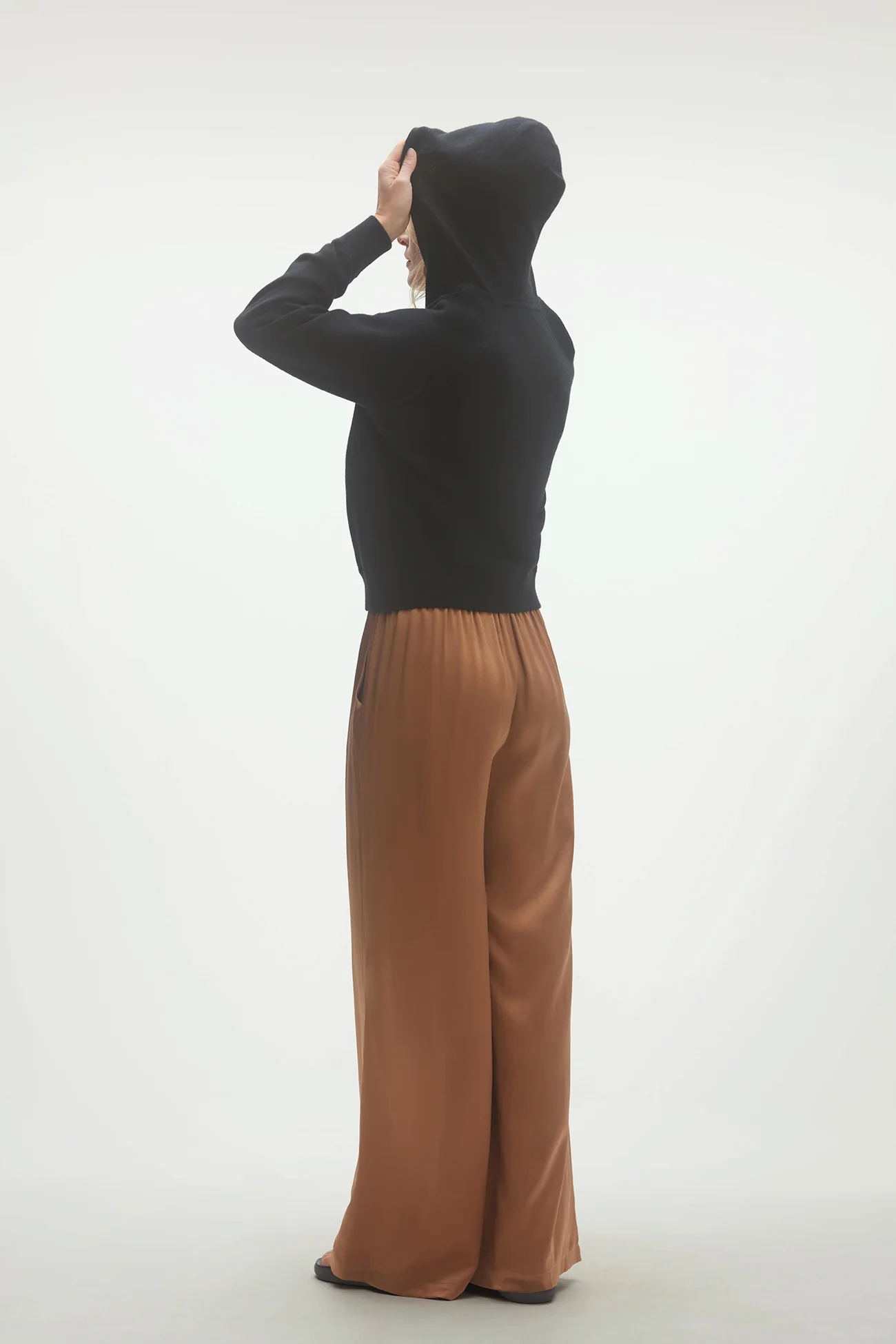 VIVIAN ZIP-UP HOODIE - Image 33