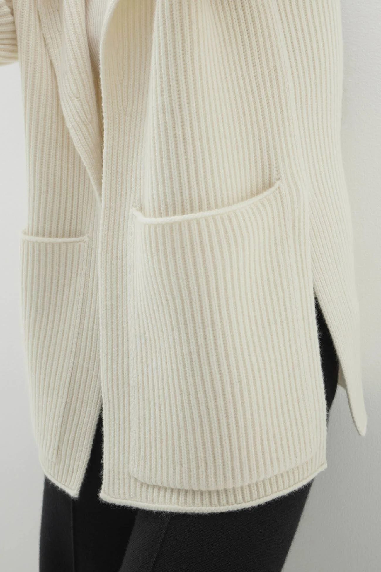 ZENA RIBBED CASHMERE CARDIGAN - Image 10